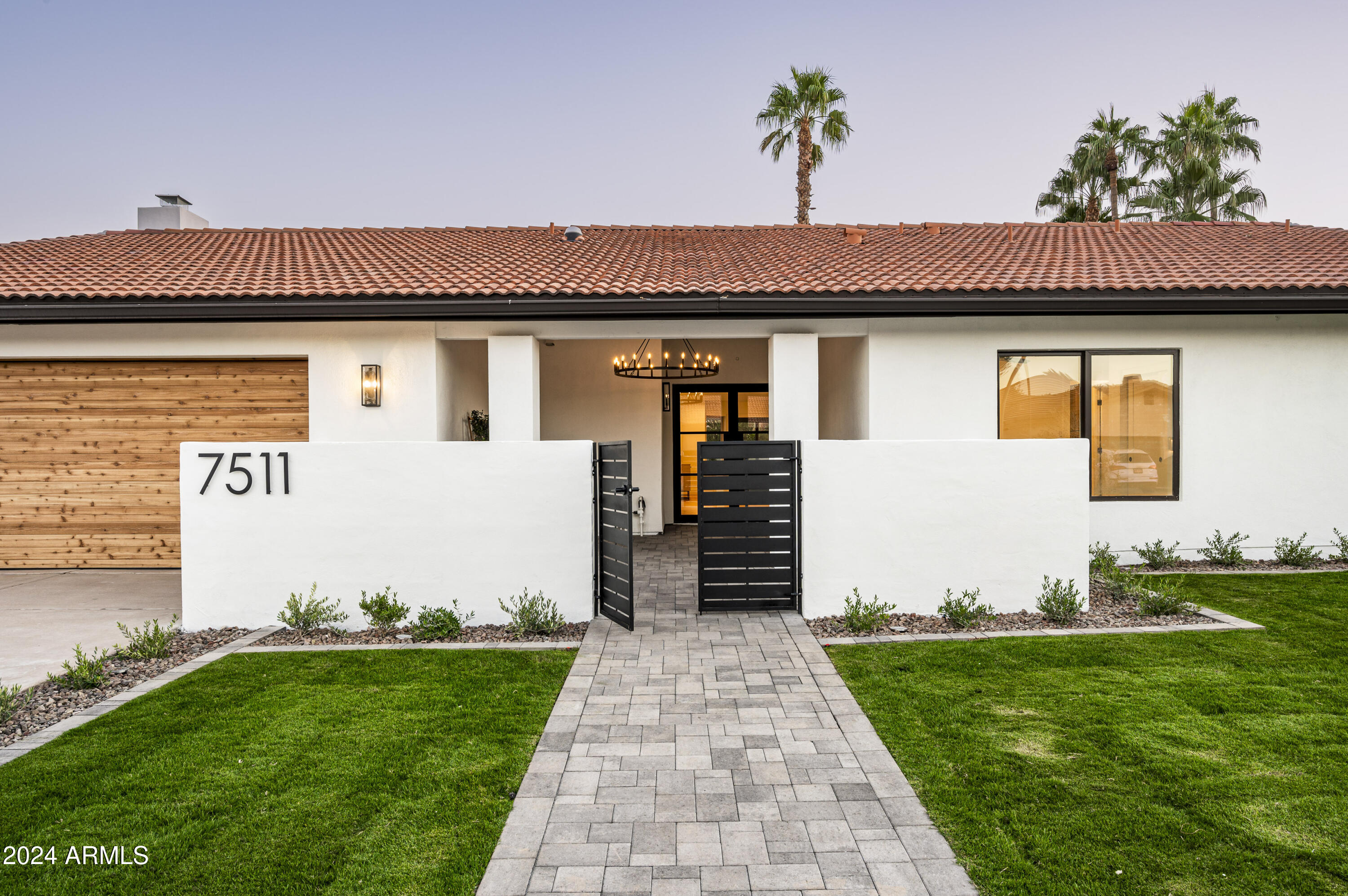 7511 E WOODSAGE Lane