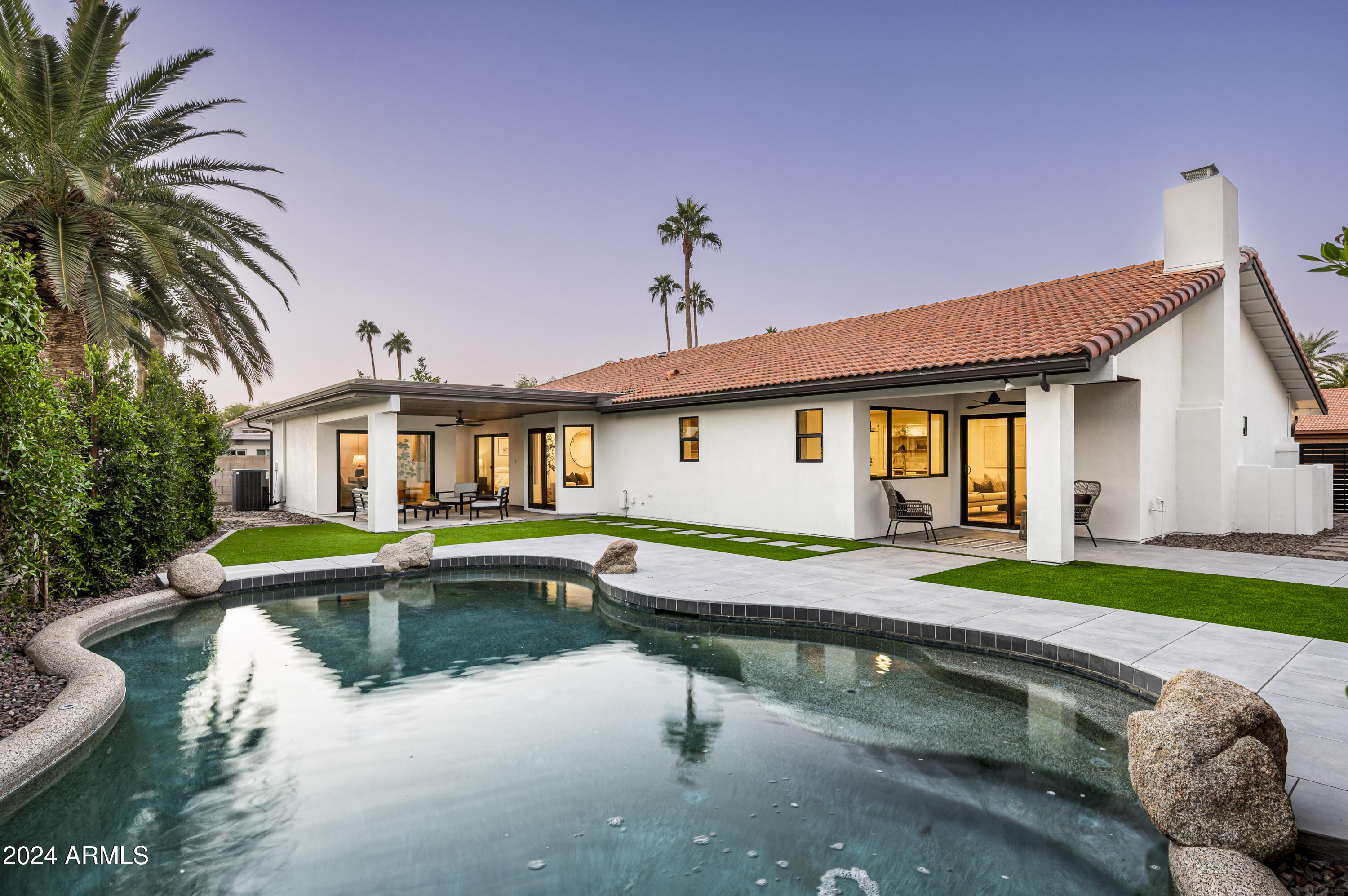 7511 E WOODSAGE Lane