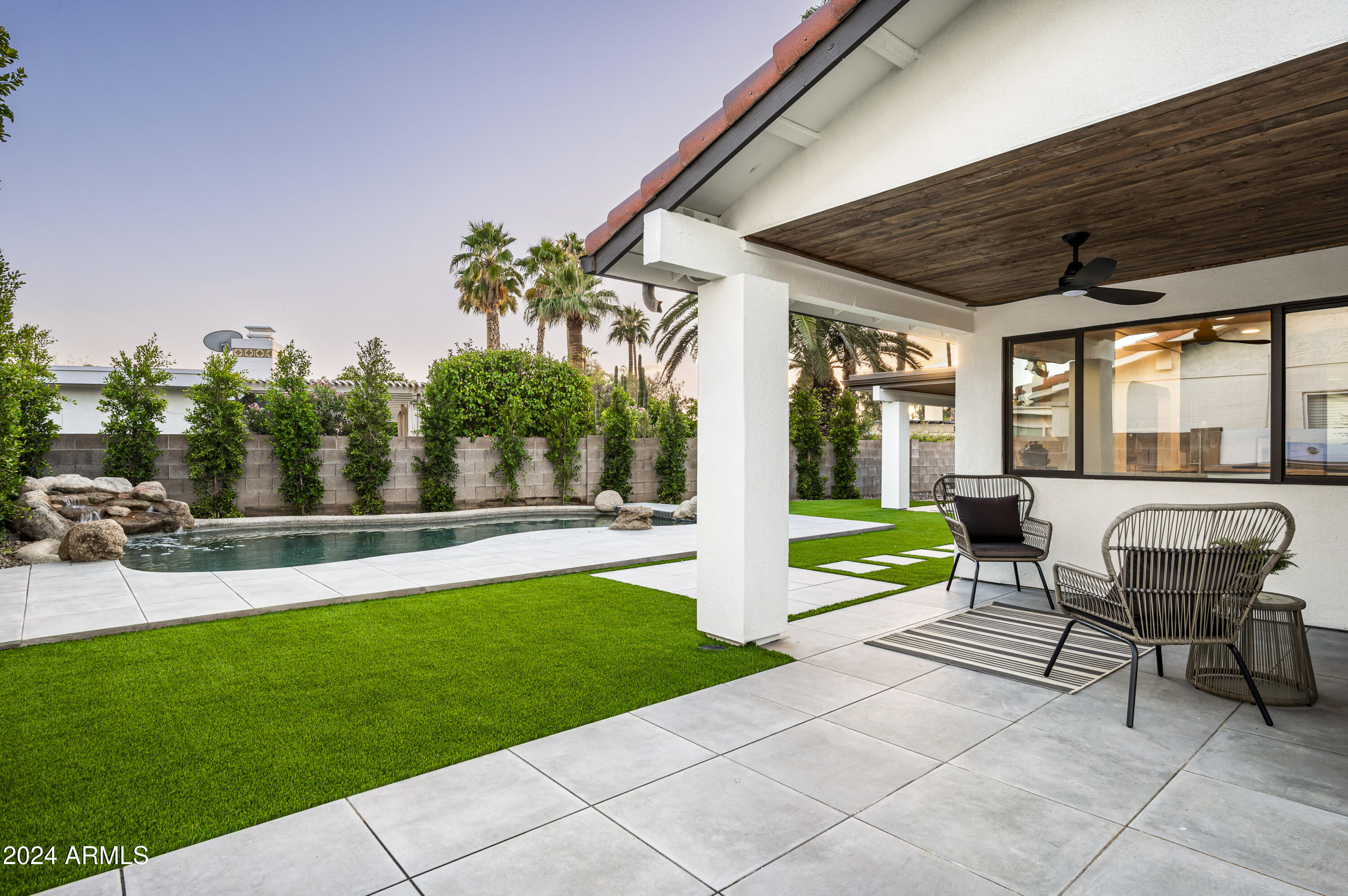 7511 E WOODSAGE Lane