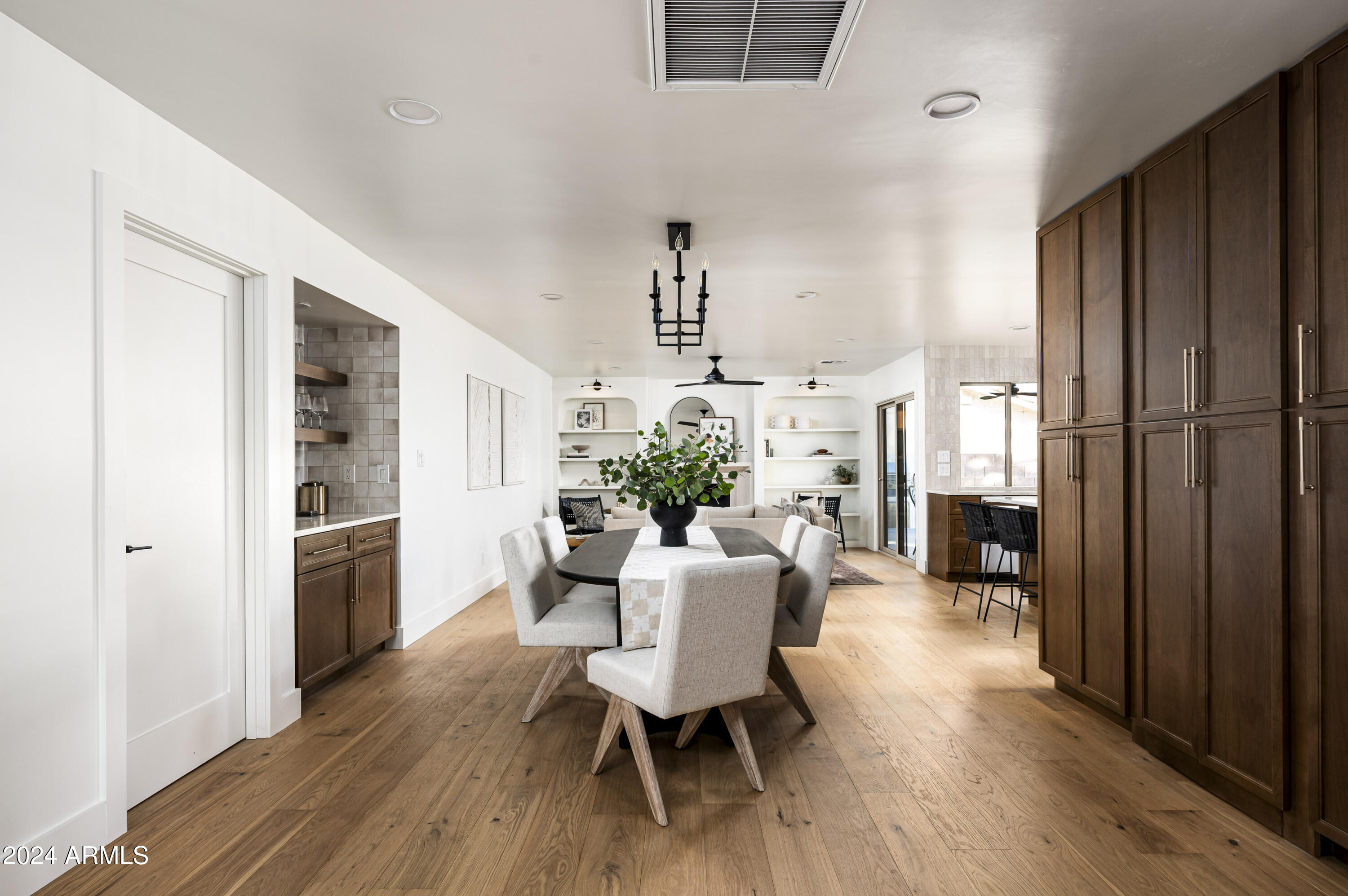 7511 E WOODSAGE Lane