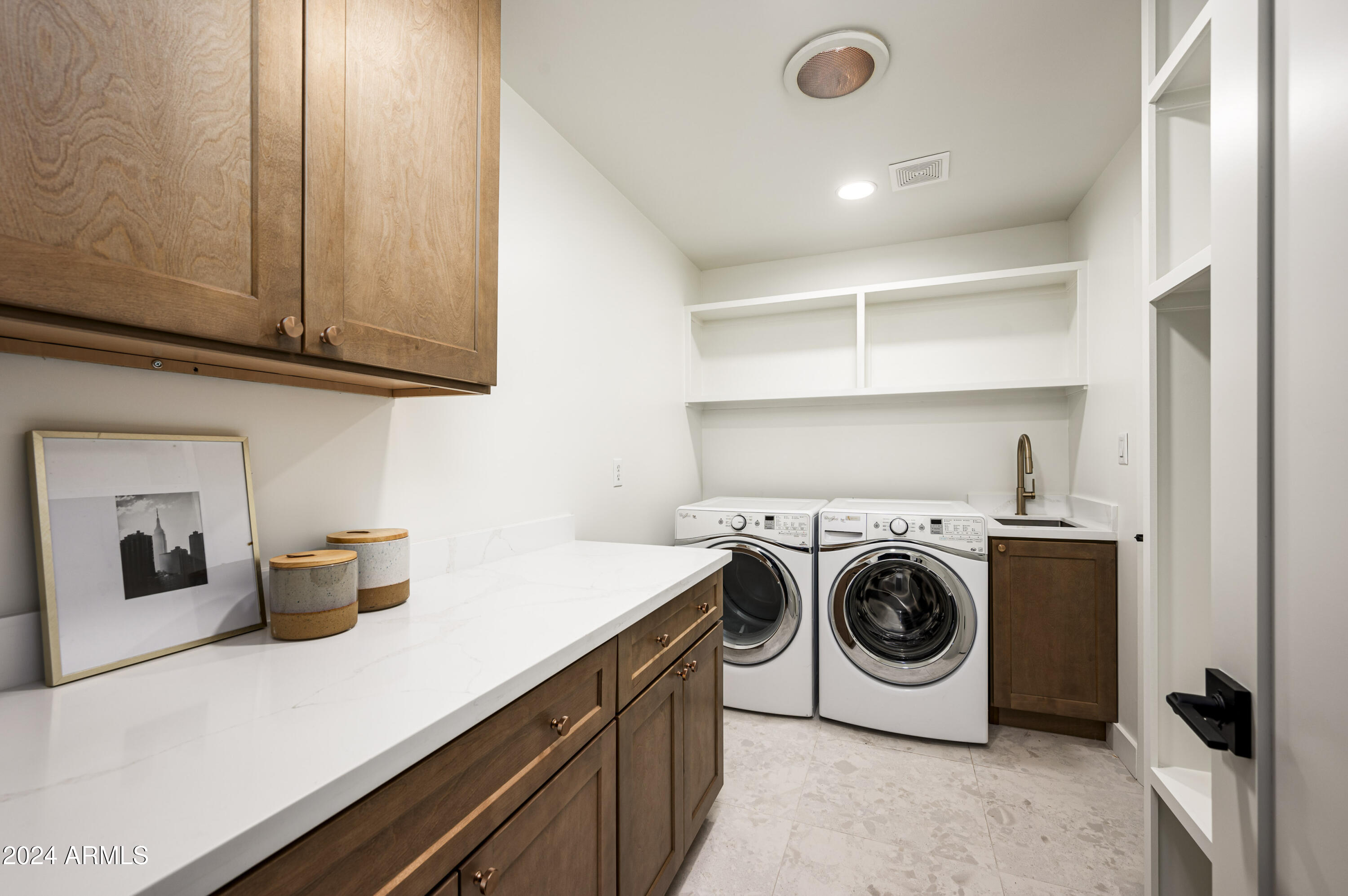 7511 E WOODSAGE Lane