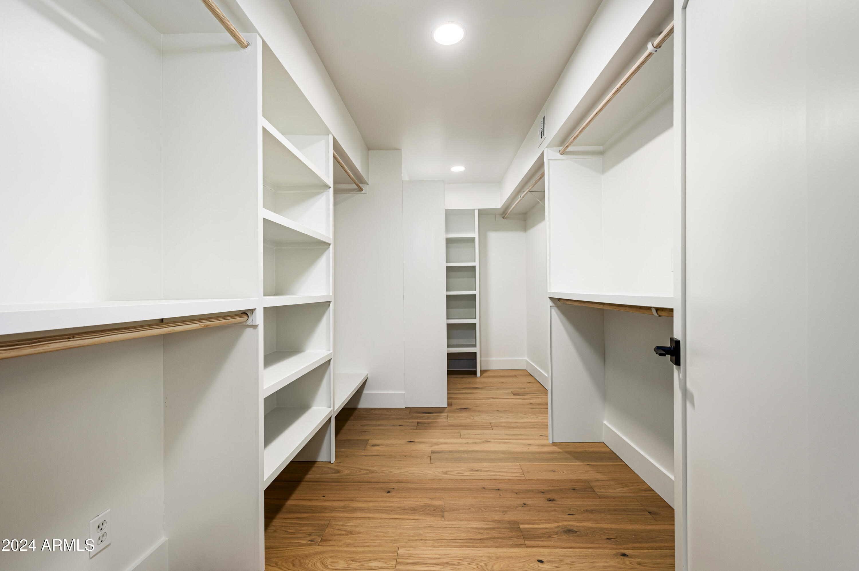 7511 E WOODSAGE Lane