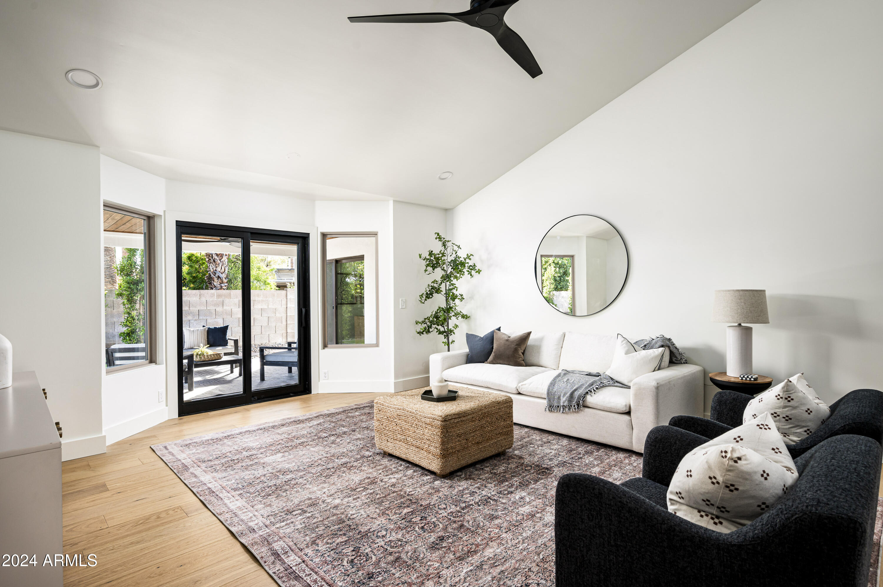 7511 E WOODSAGE Lane