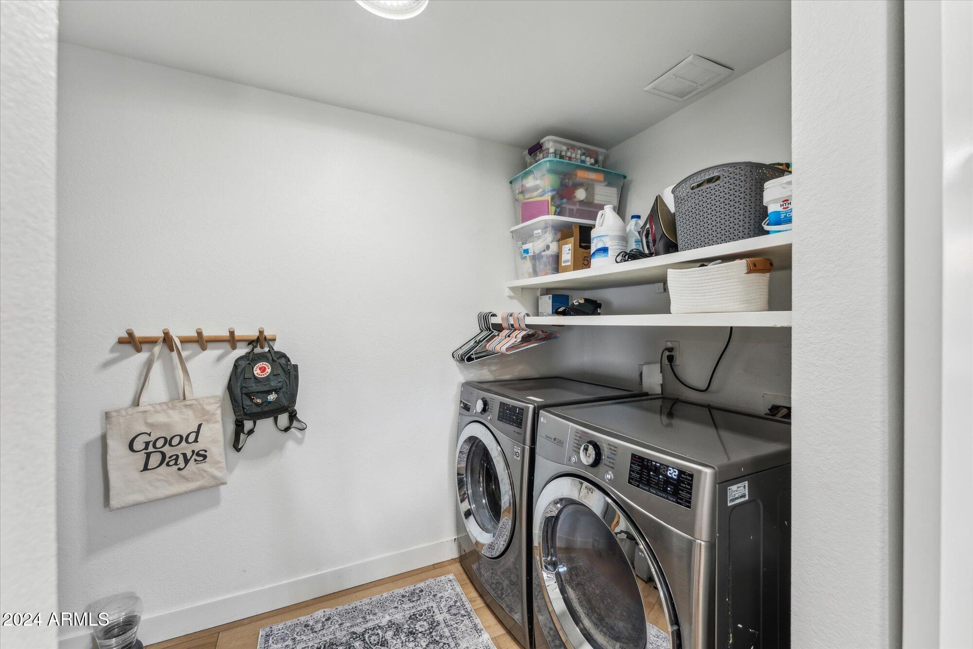 3927 E PARADISE Drive