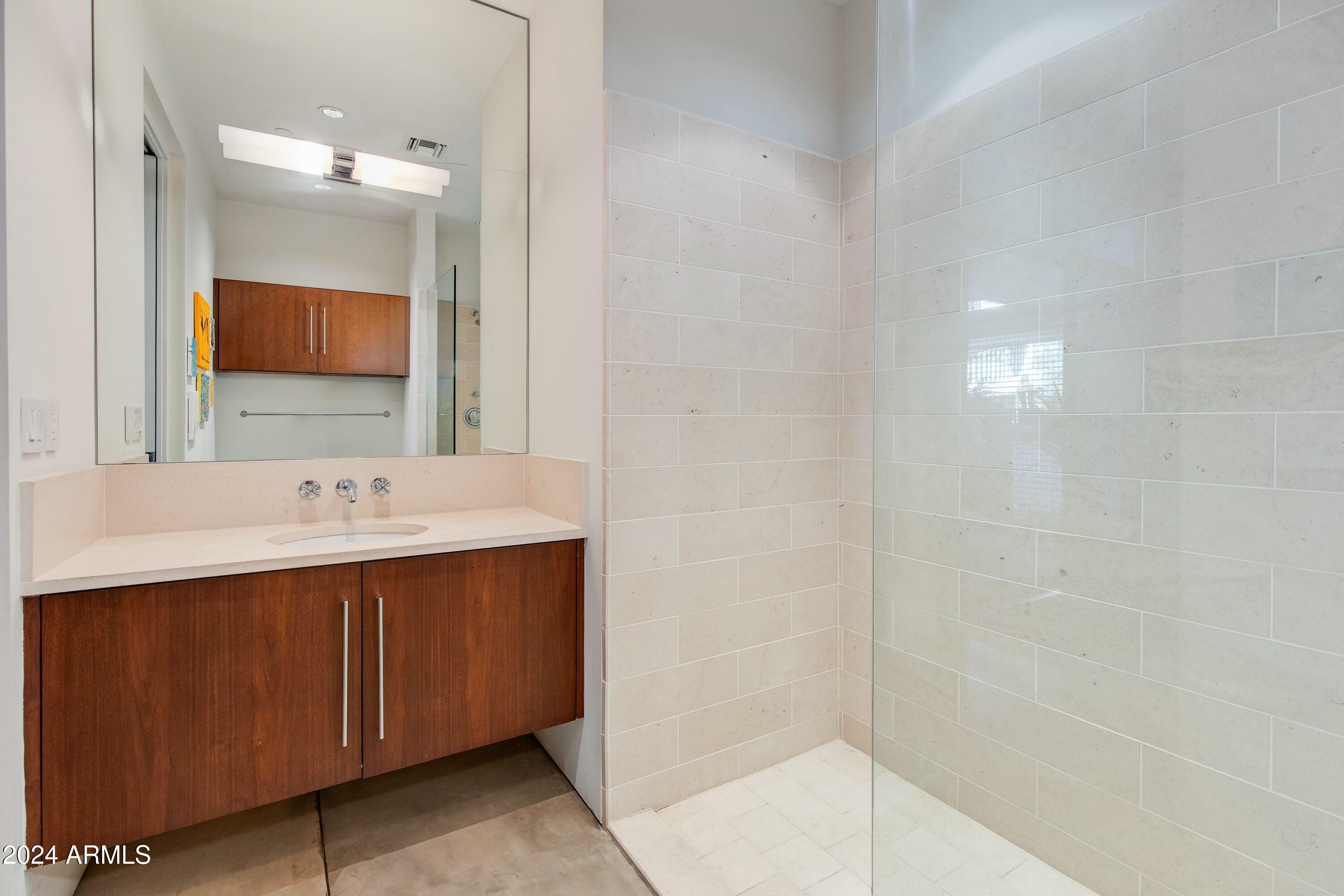 4737 N SCOTTSDALE Road Unit: 1007