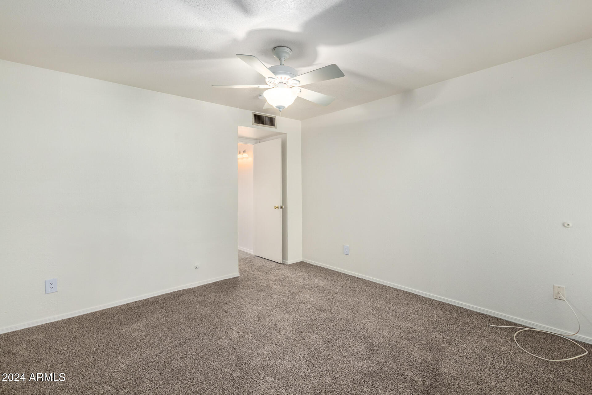 11048 N 28TH Drive, 145