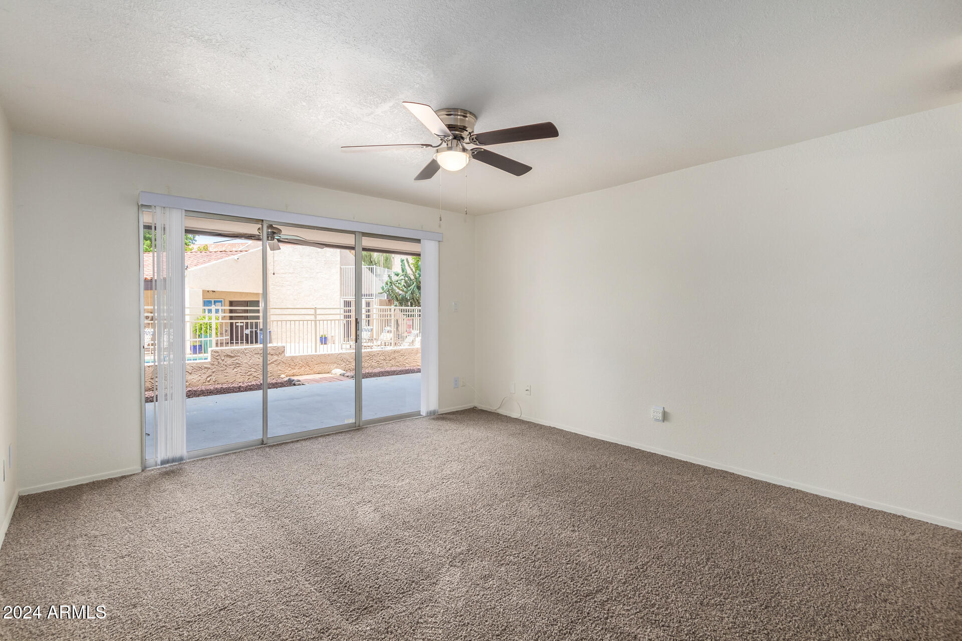 11048 N 28TH Drive, 145