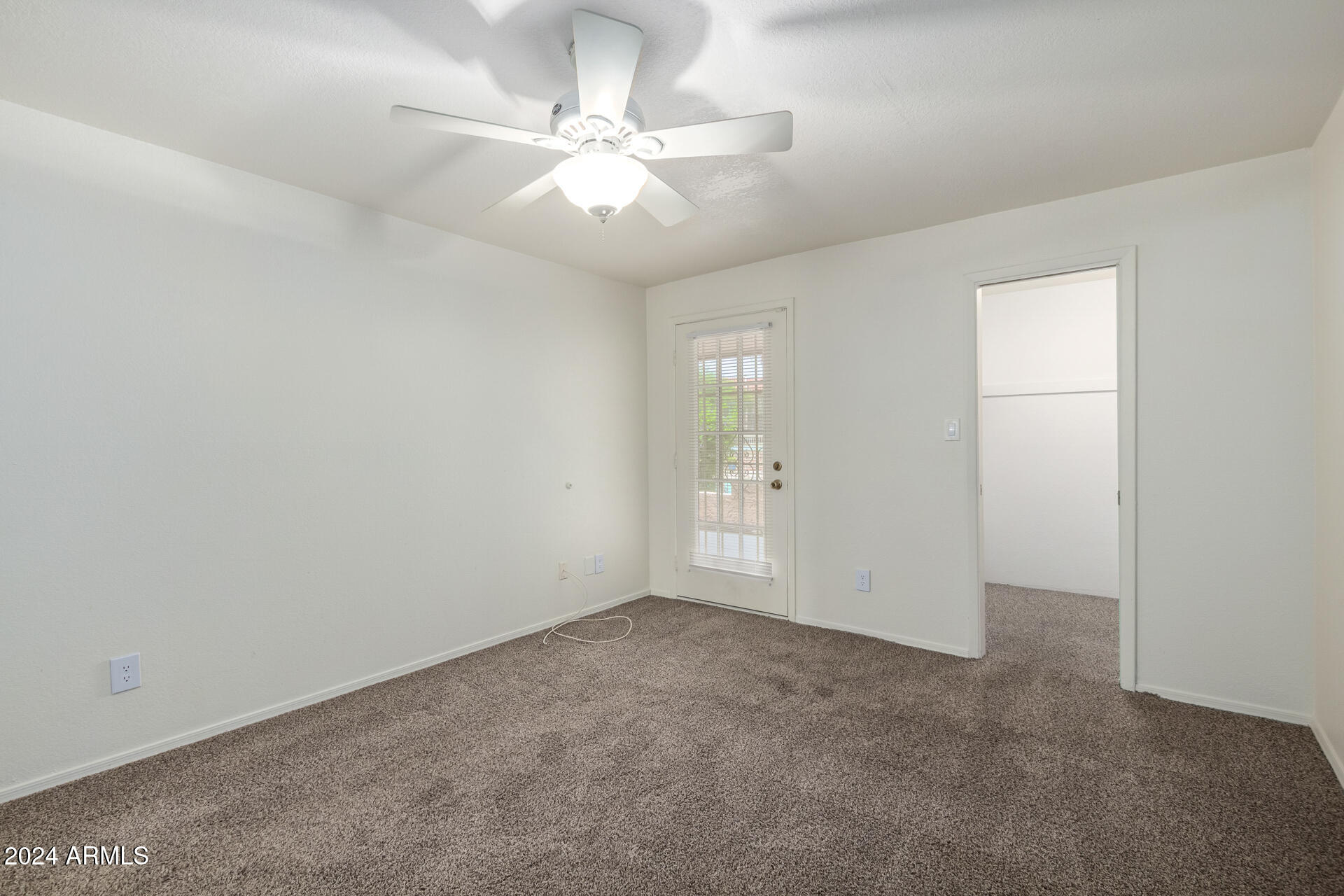 11048 N 28TH Drive, 145