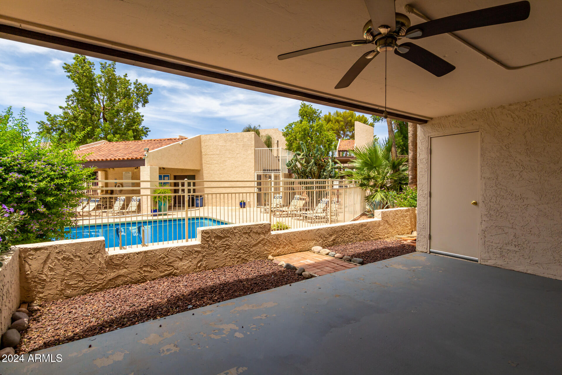 11048 N 28TH Drive, 145