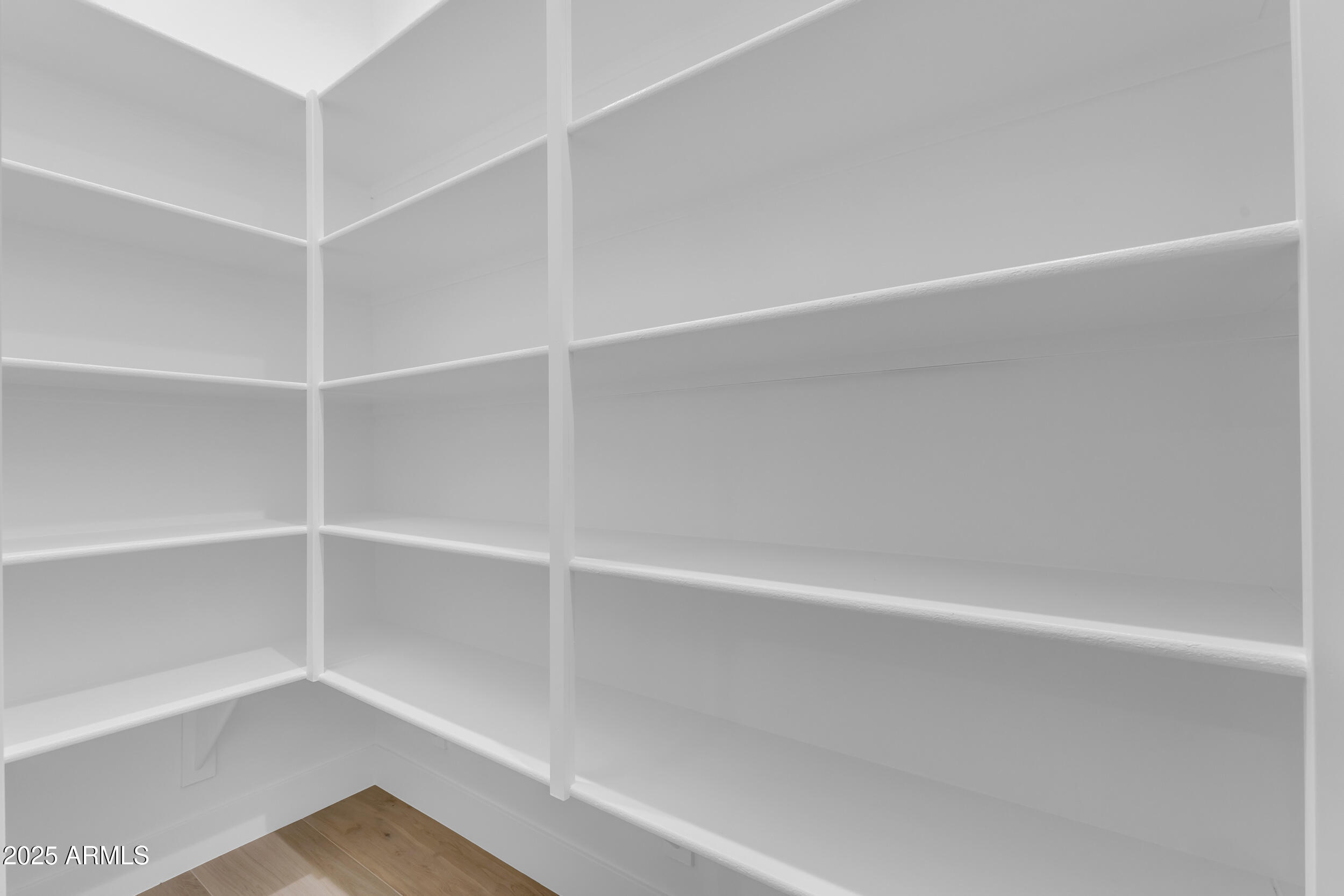 433 W Saddle Mountain Road