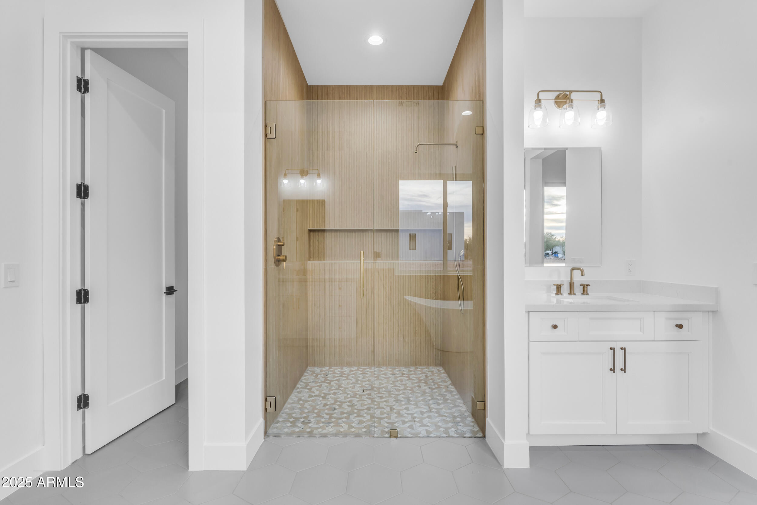 433 W Saddle Mountain Road