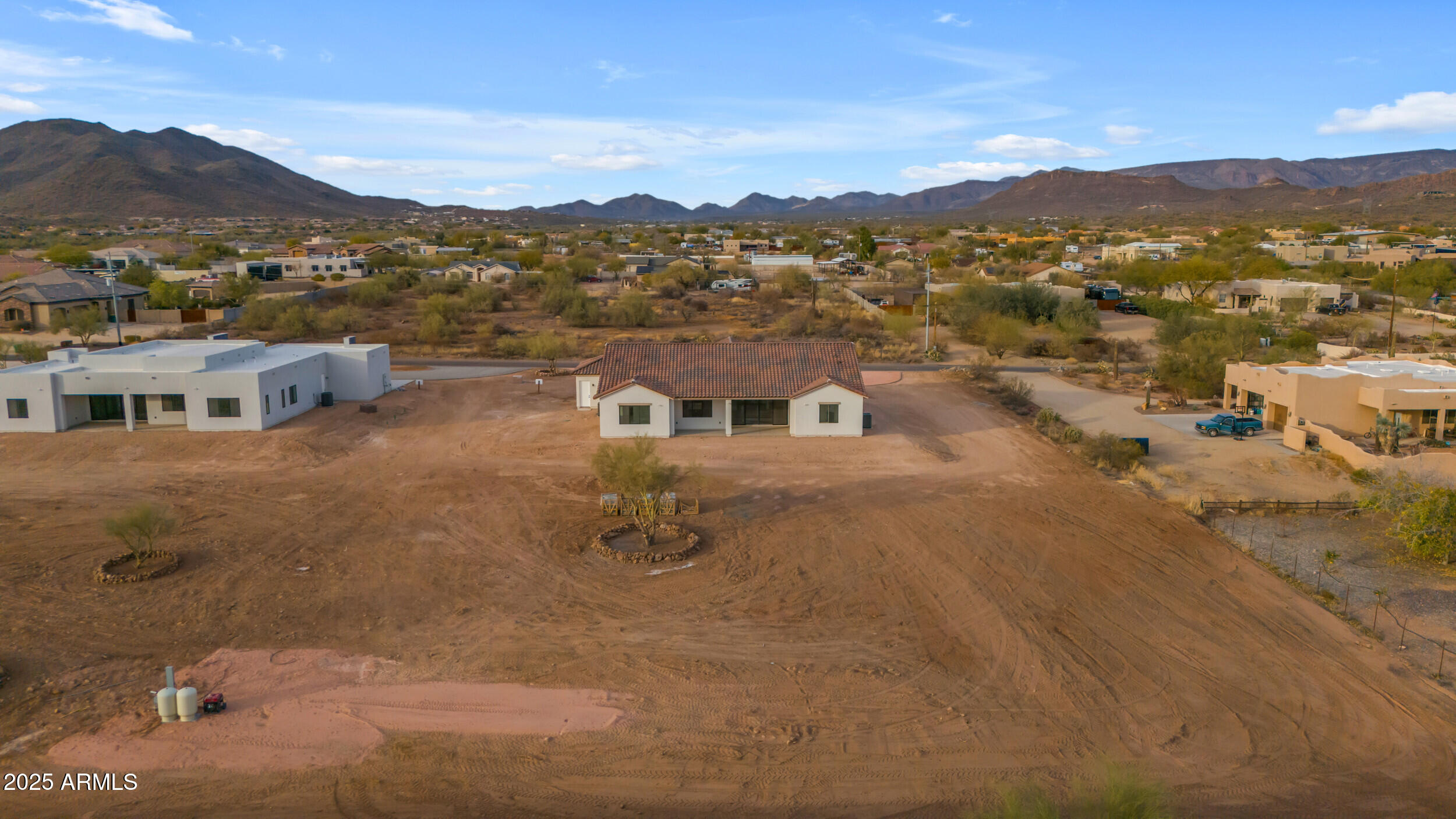 433 W Saddle Mountain Road