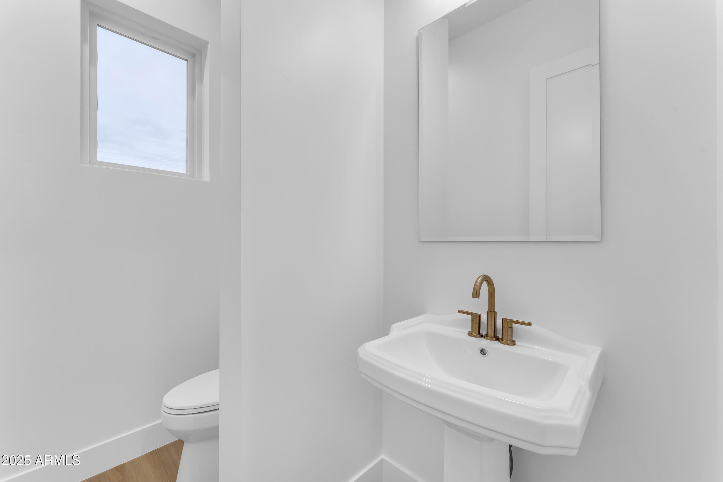 433 W Saddle Mountain Road