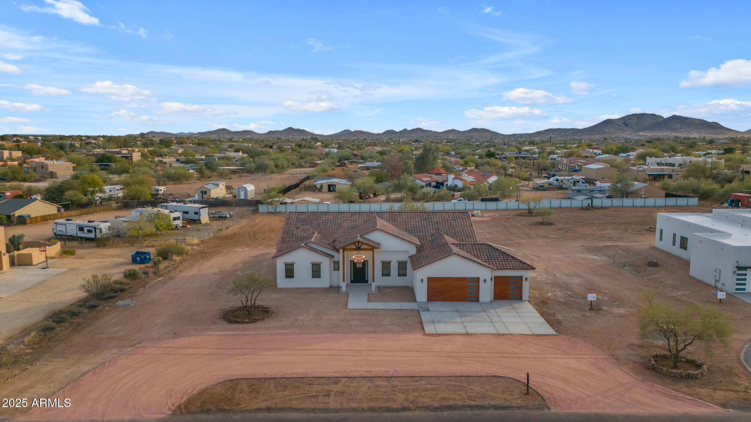 433 W Saddle Mountain Road