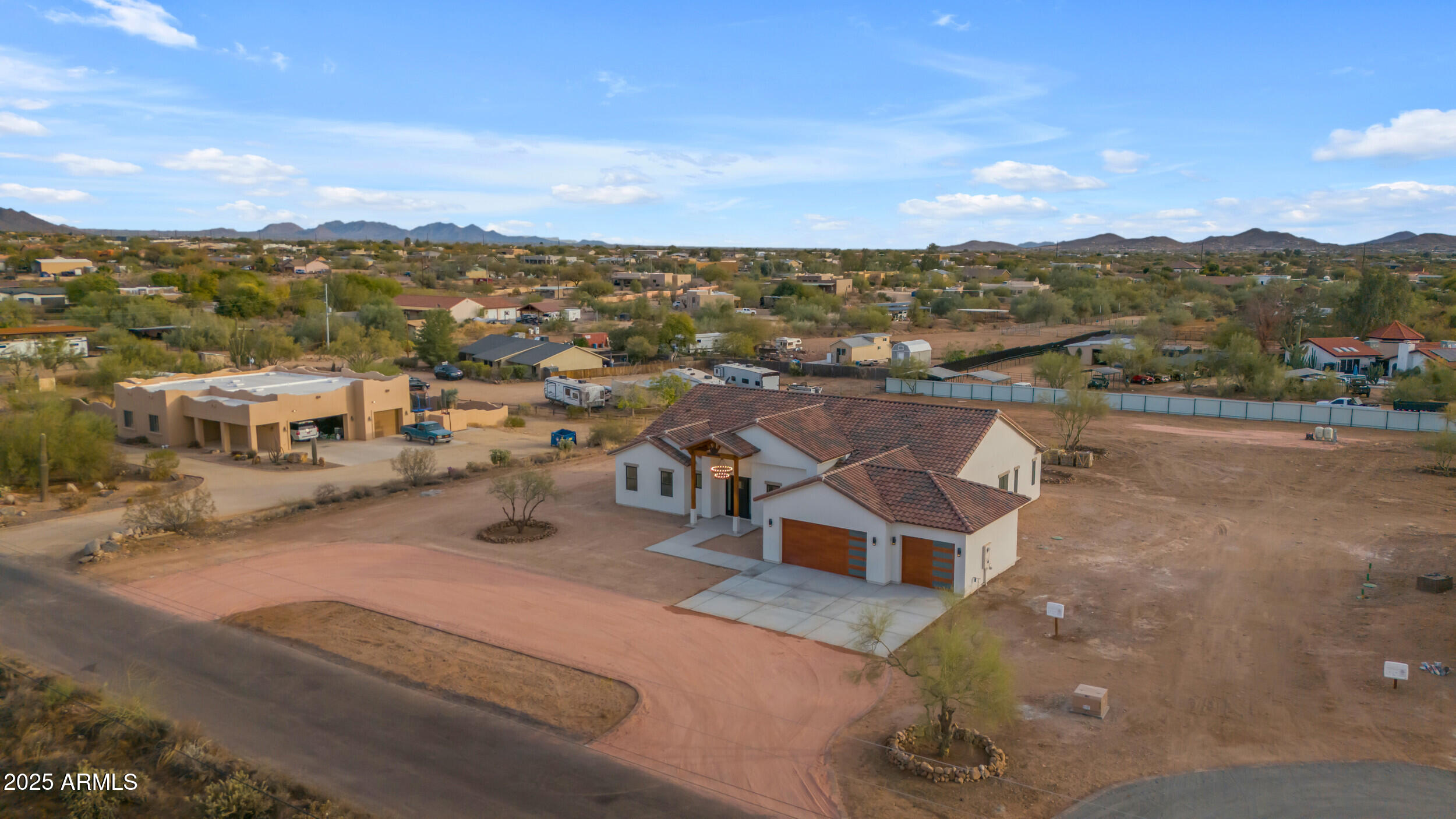 433 W Saddle Mountain Road