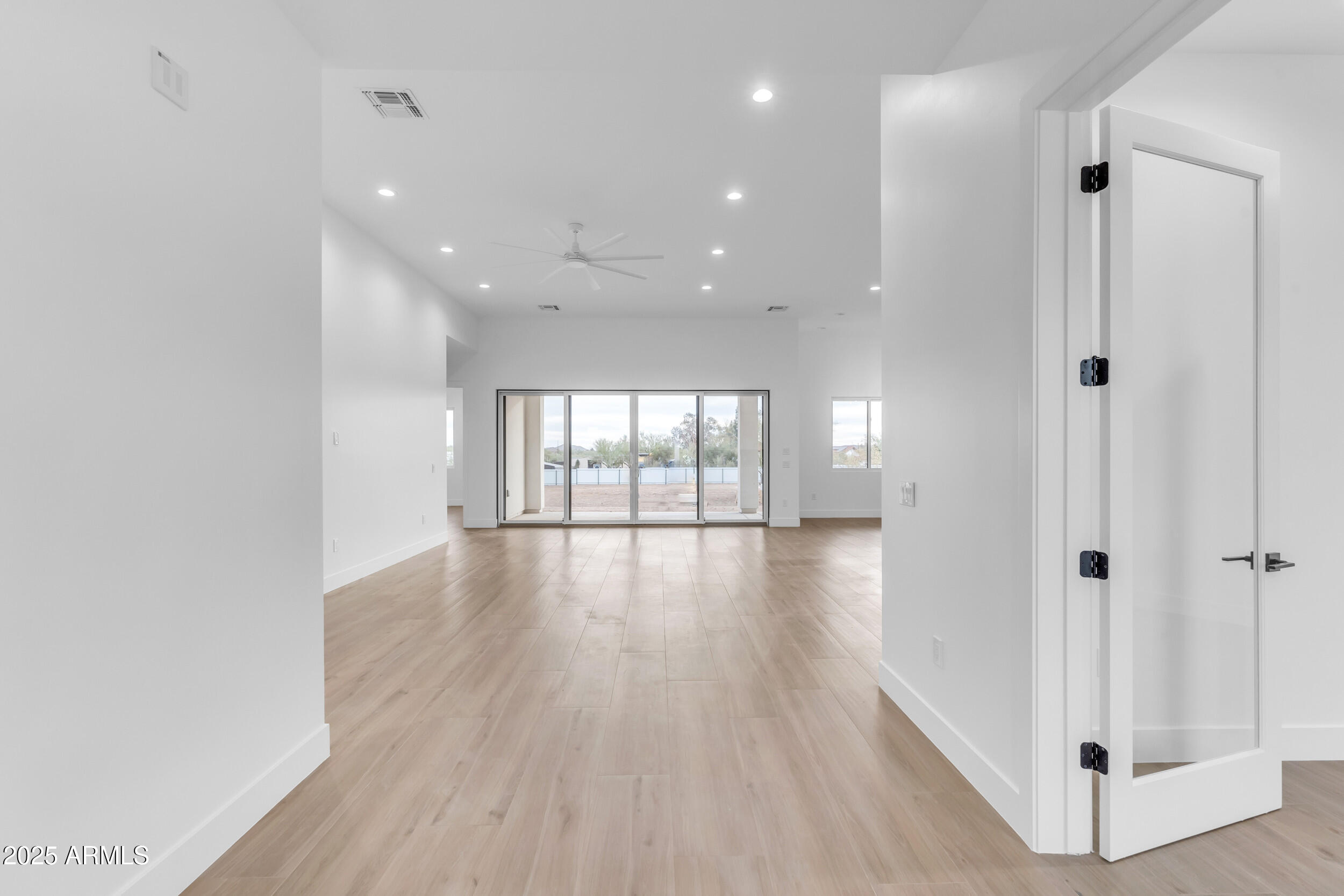 433 W Saddle Mountain Road