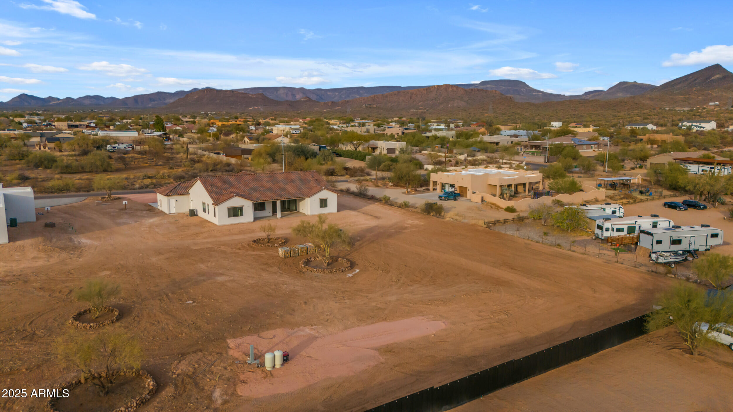 433 W Saddle Mountain Road