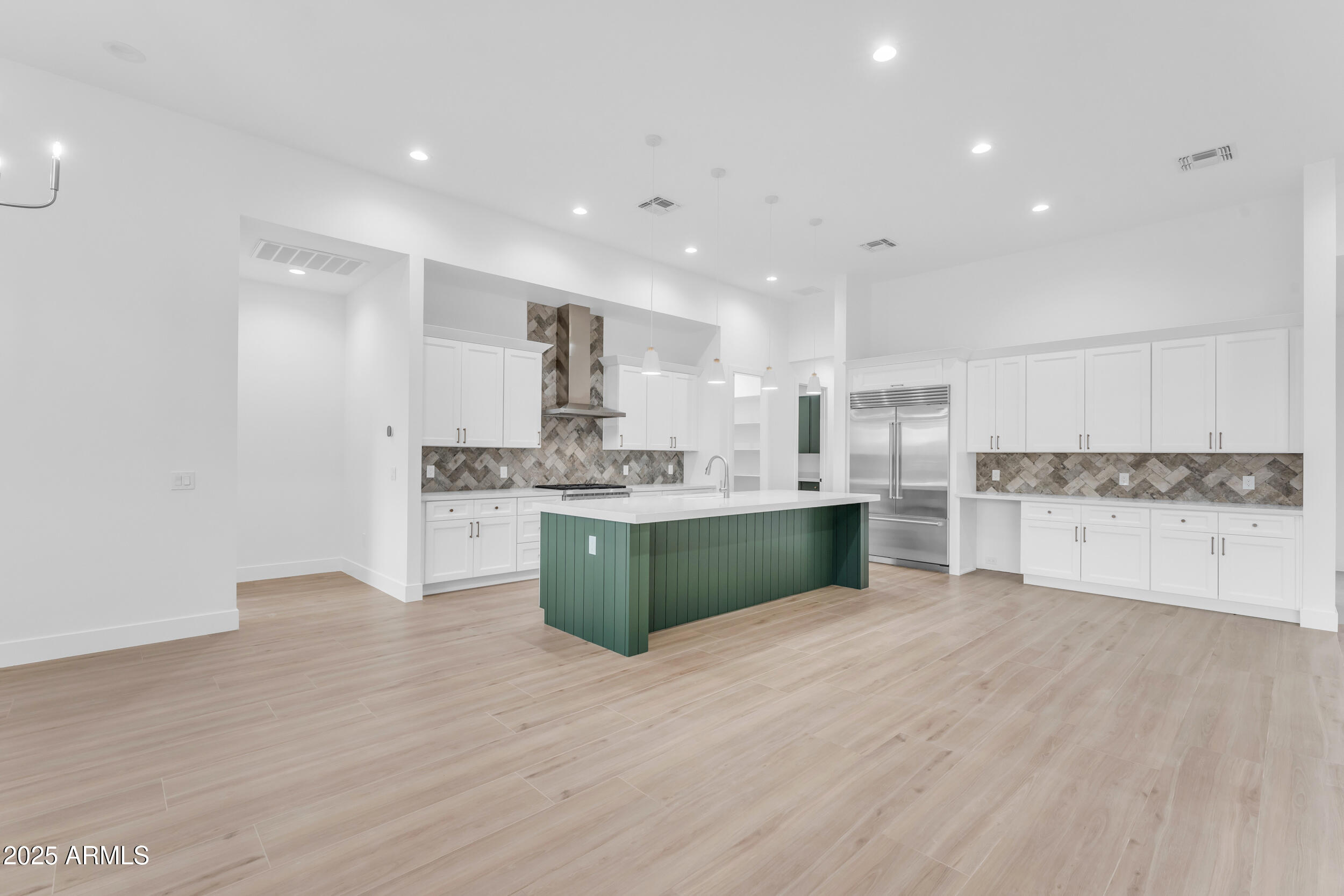 433 W Saddle Mountain Road