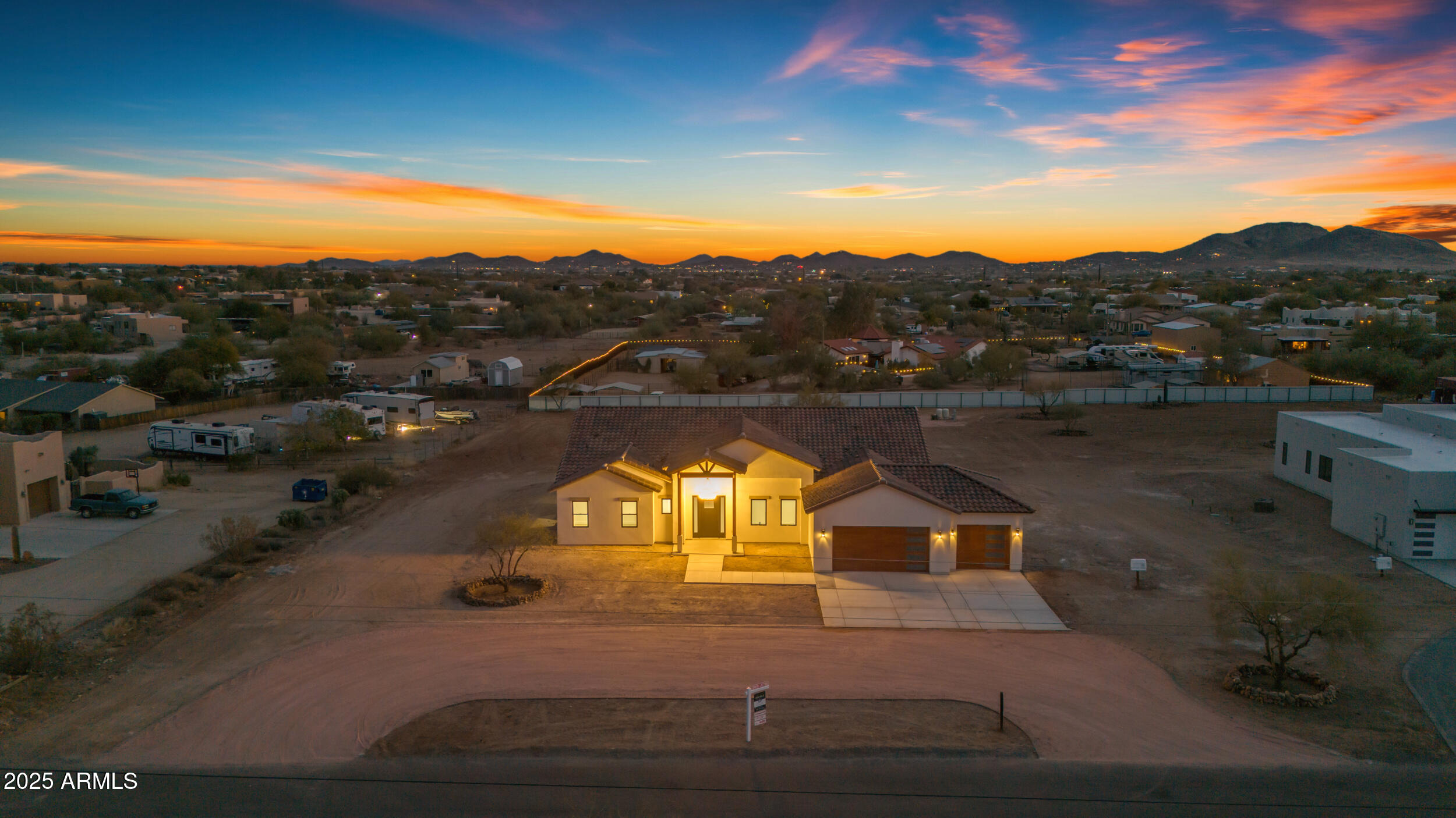 433 W Saddle Mountain Road