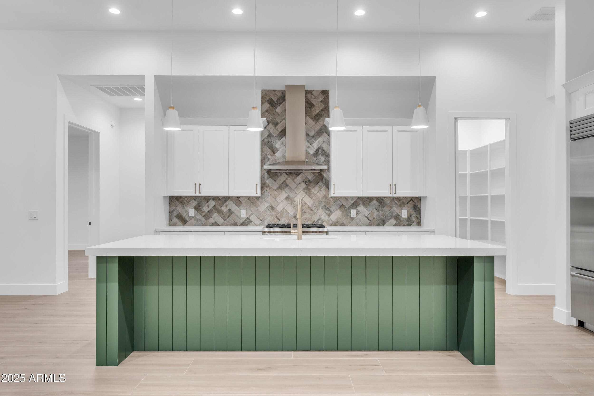 433 W Saddle Mountain Road