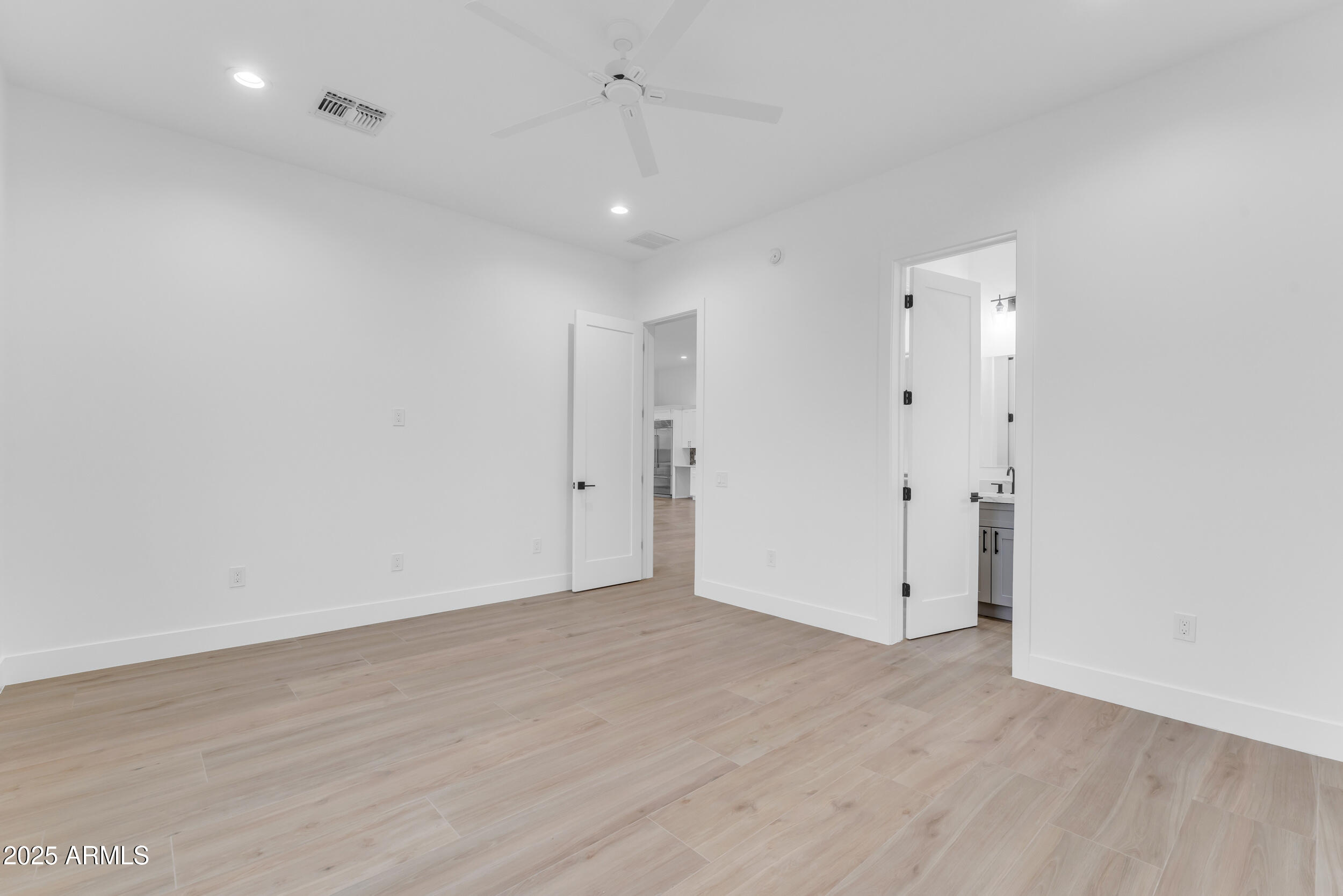 433 W Saddle Mountain Road