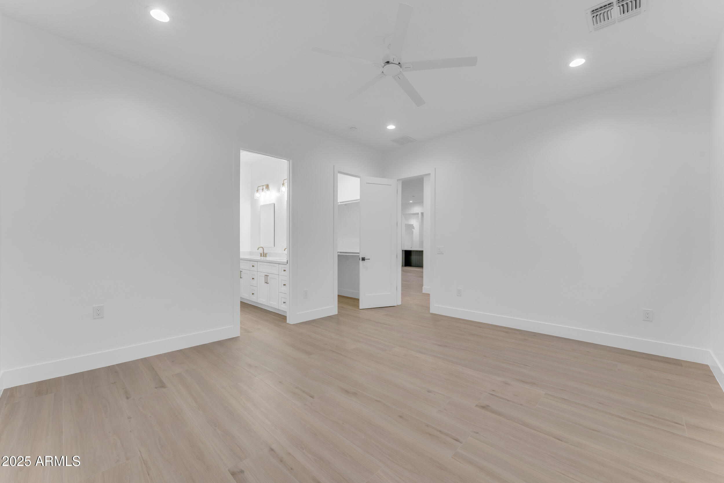 433 W Saddle Mountain Road