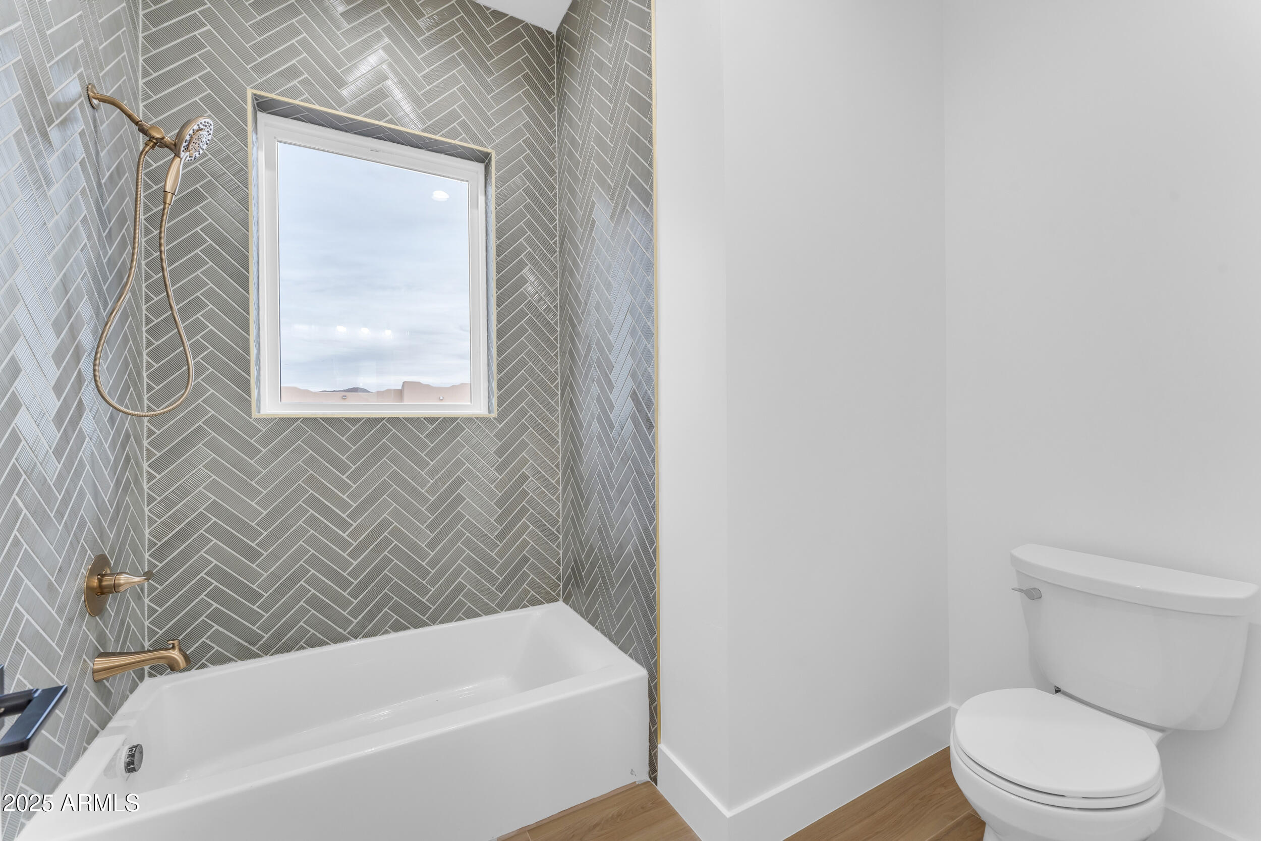 433 W Saddle Mountain Road