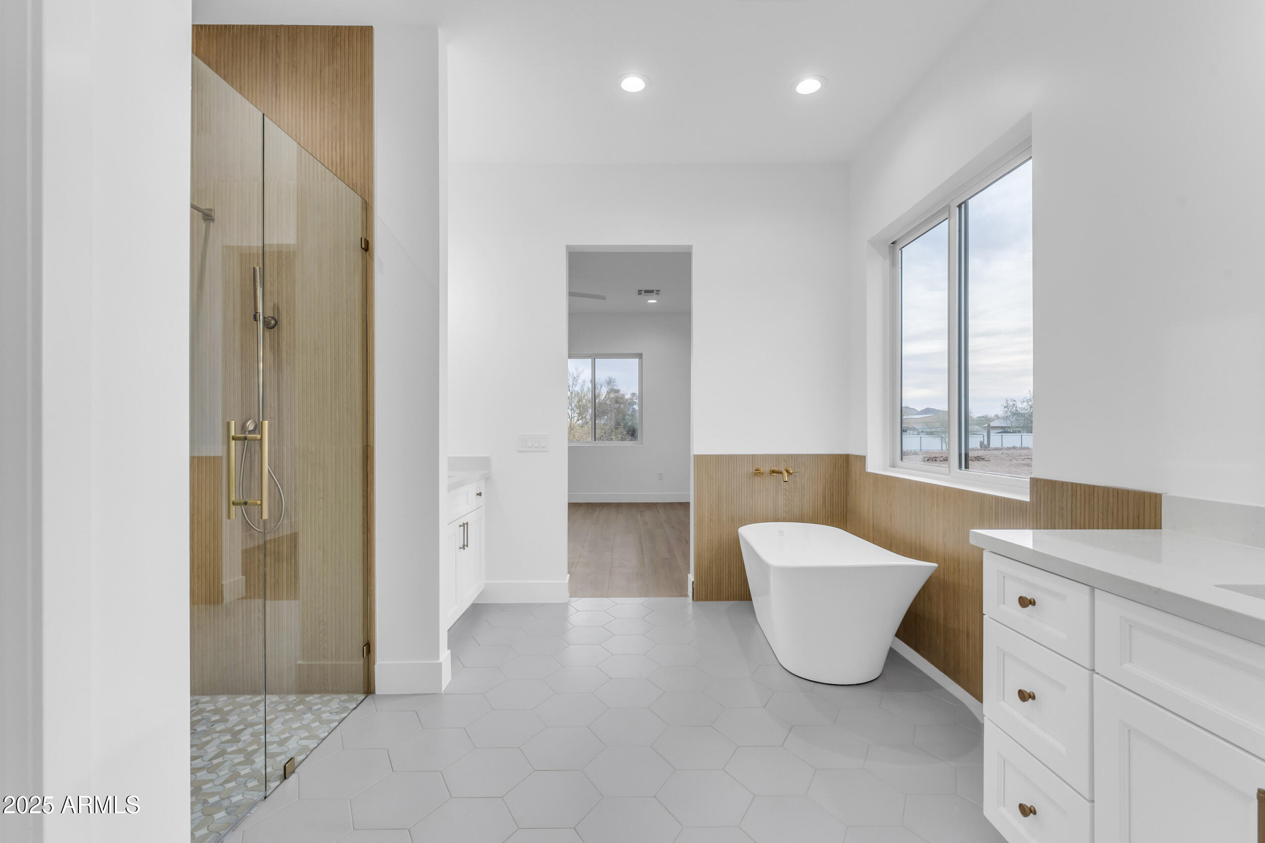 433 W Saddle Mountain Road