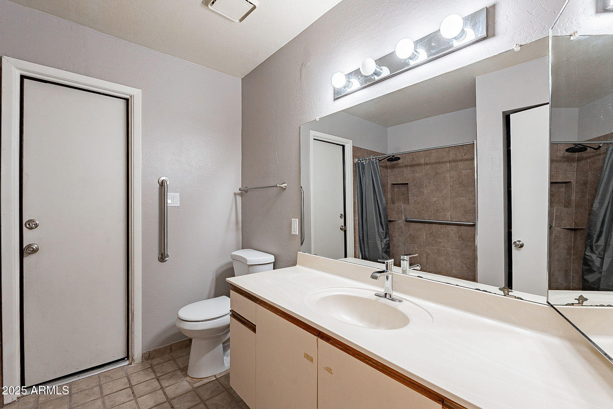 14236 N SAGUARO Boulevard 1 and 2