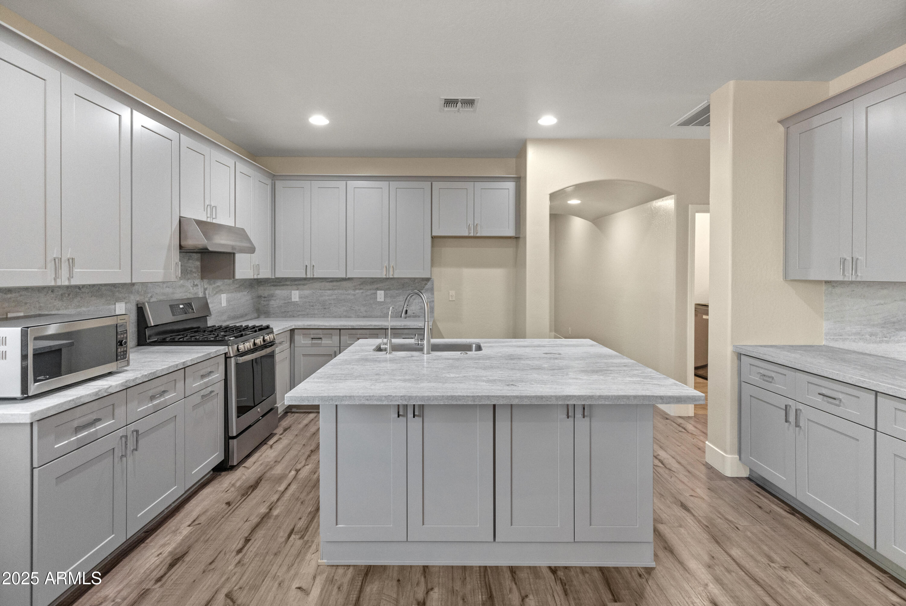 17470 N 170TH Lane N