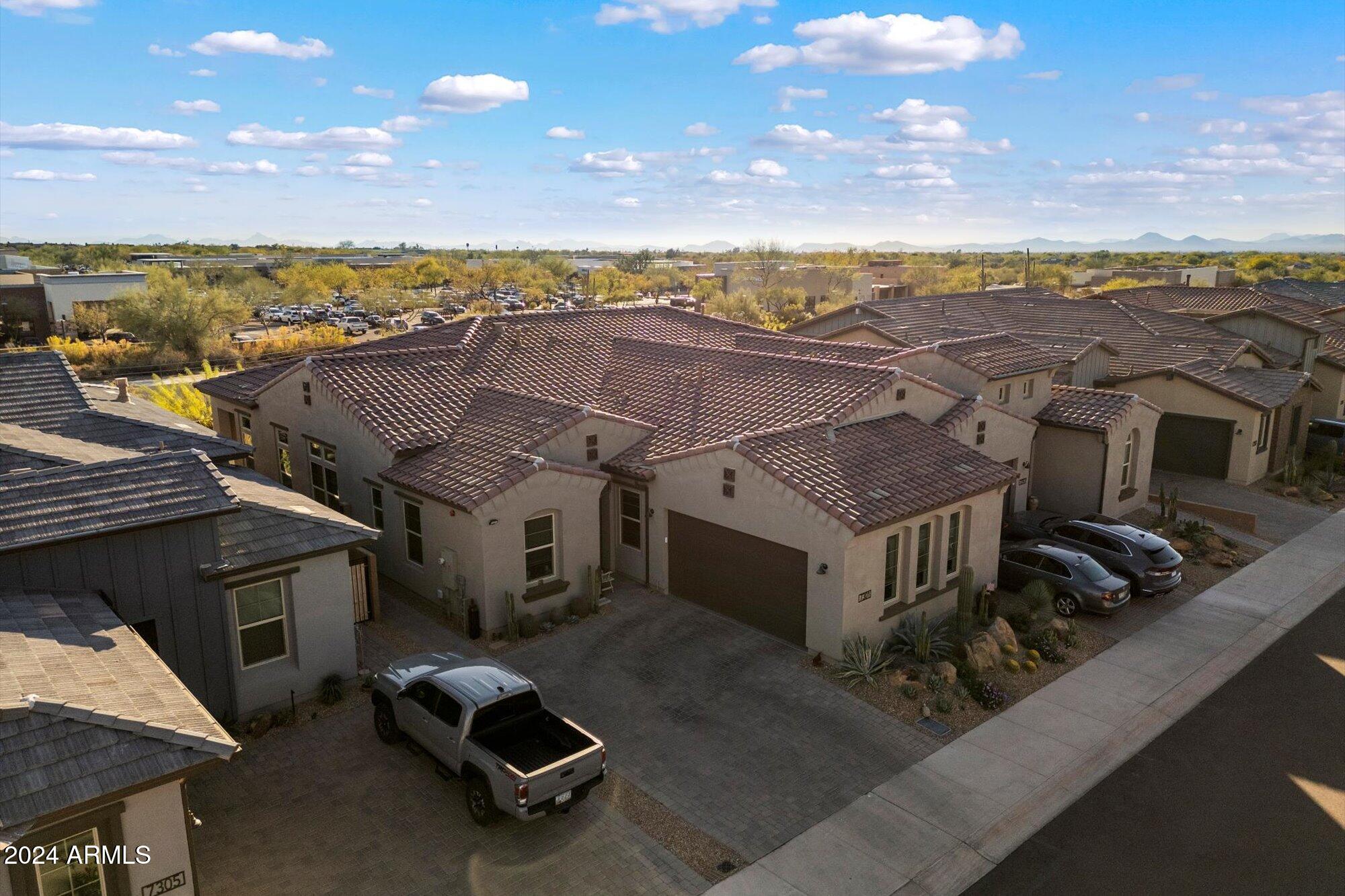 7301 E CAMINO SALIDA DEL SOL