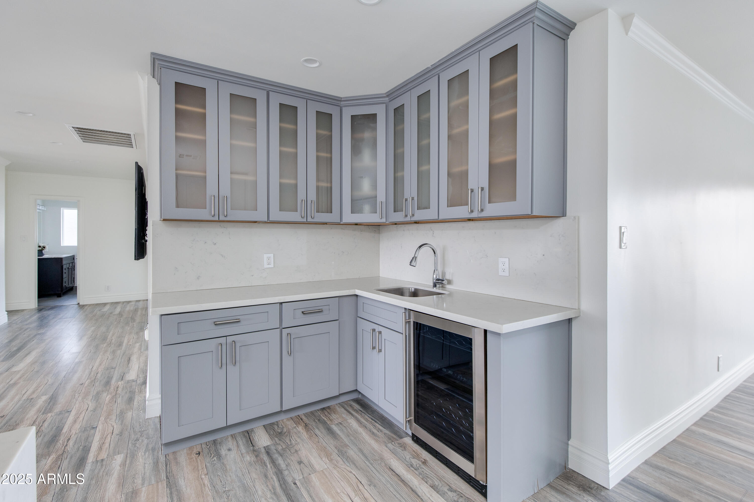 8224 E VIRGINIA Avenue