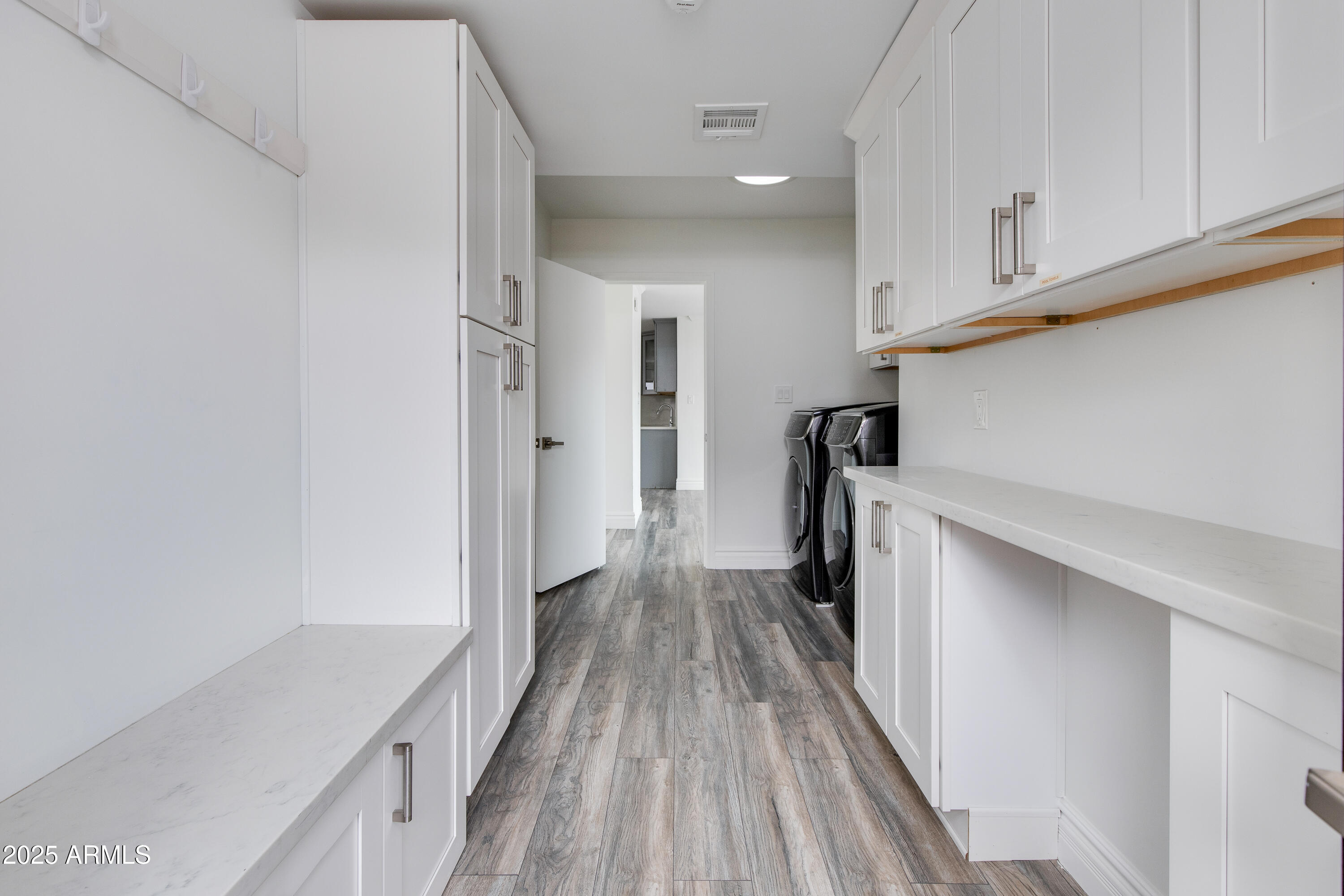 8224 E VIRGINIA Avenue