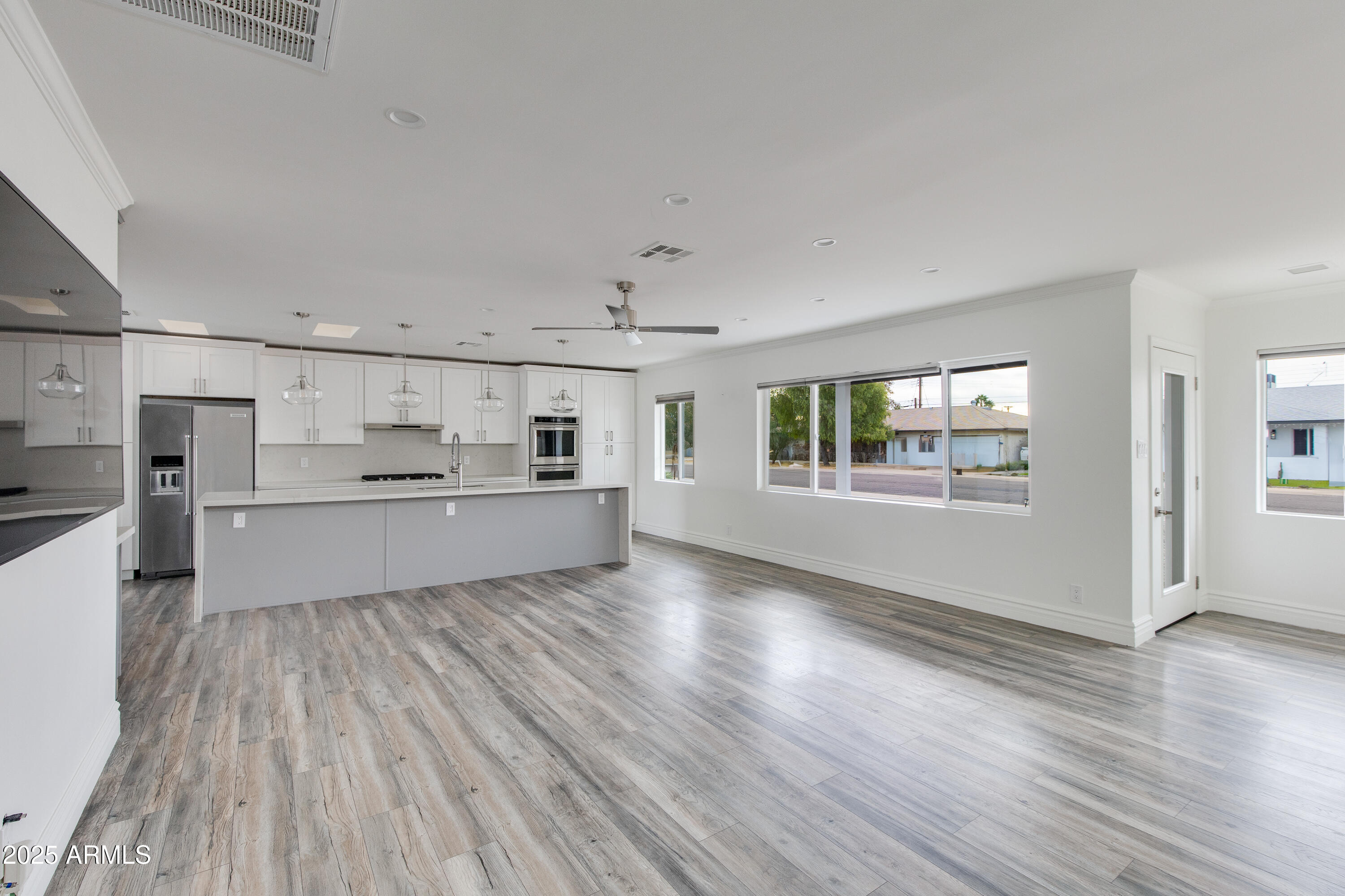 8224 E VIRGINIA Avenue