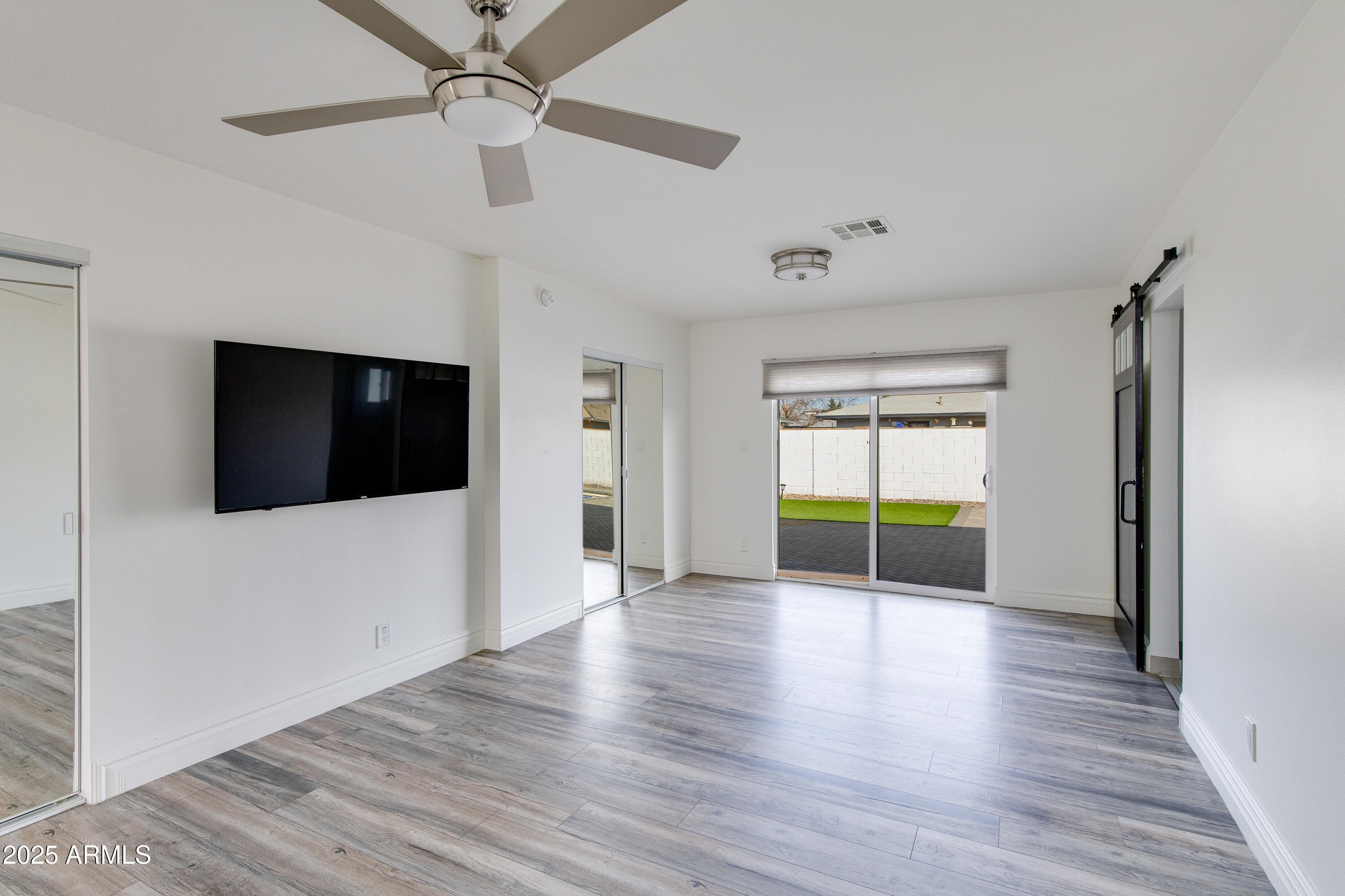 8224 E VIRGINIA Avenue