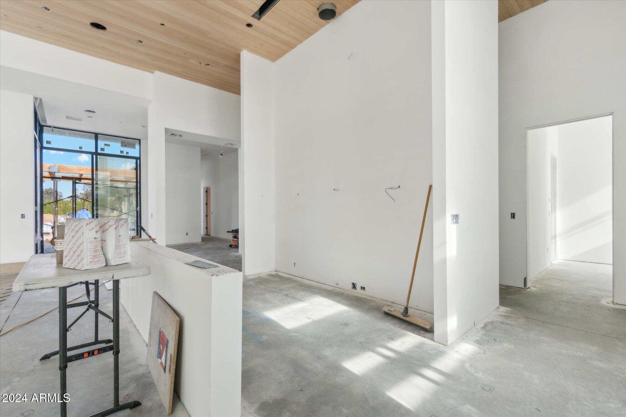 7034 E PARADISE Drive