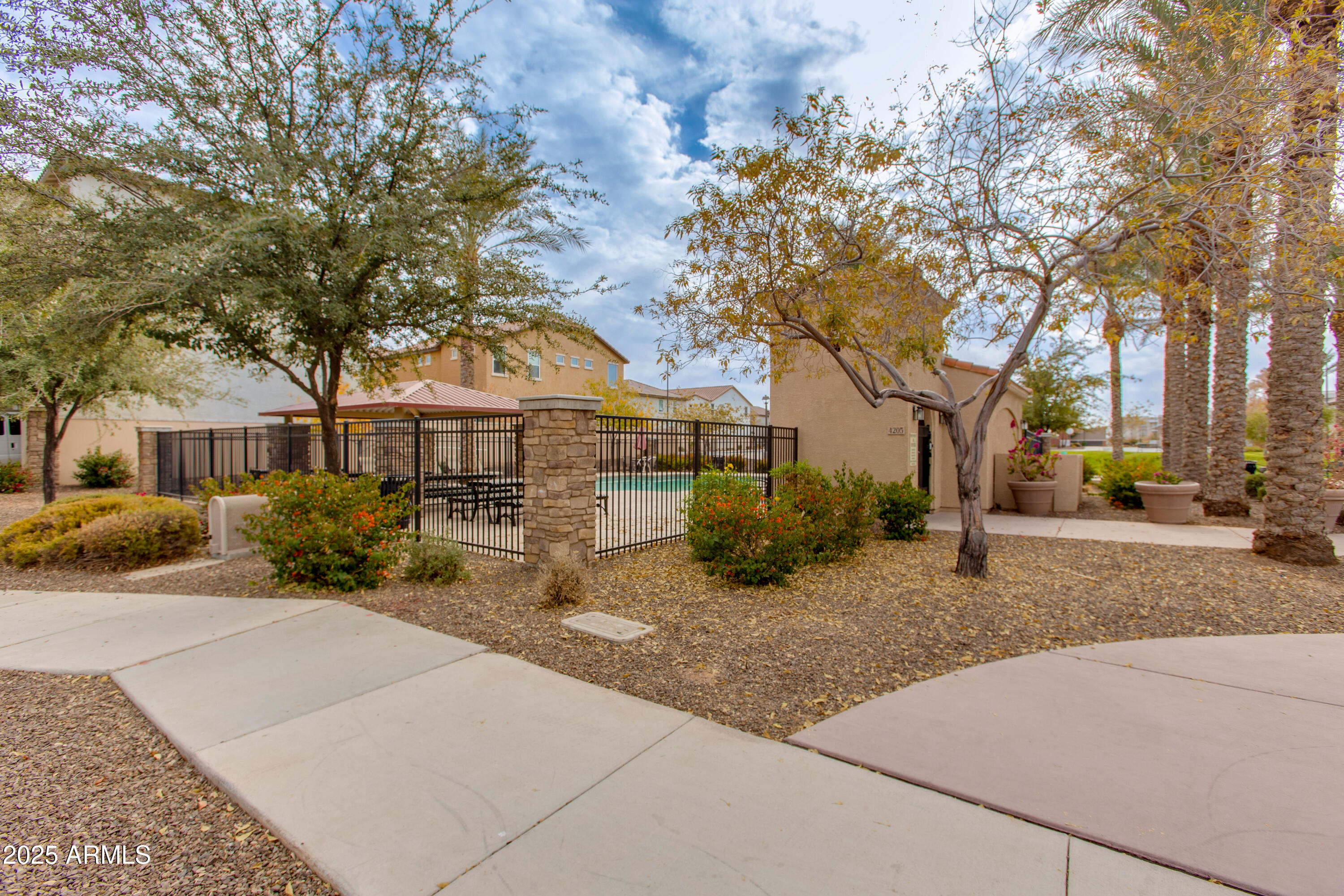 4159 E PONY Lane