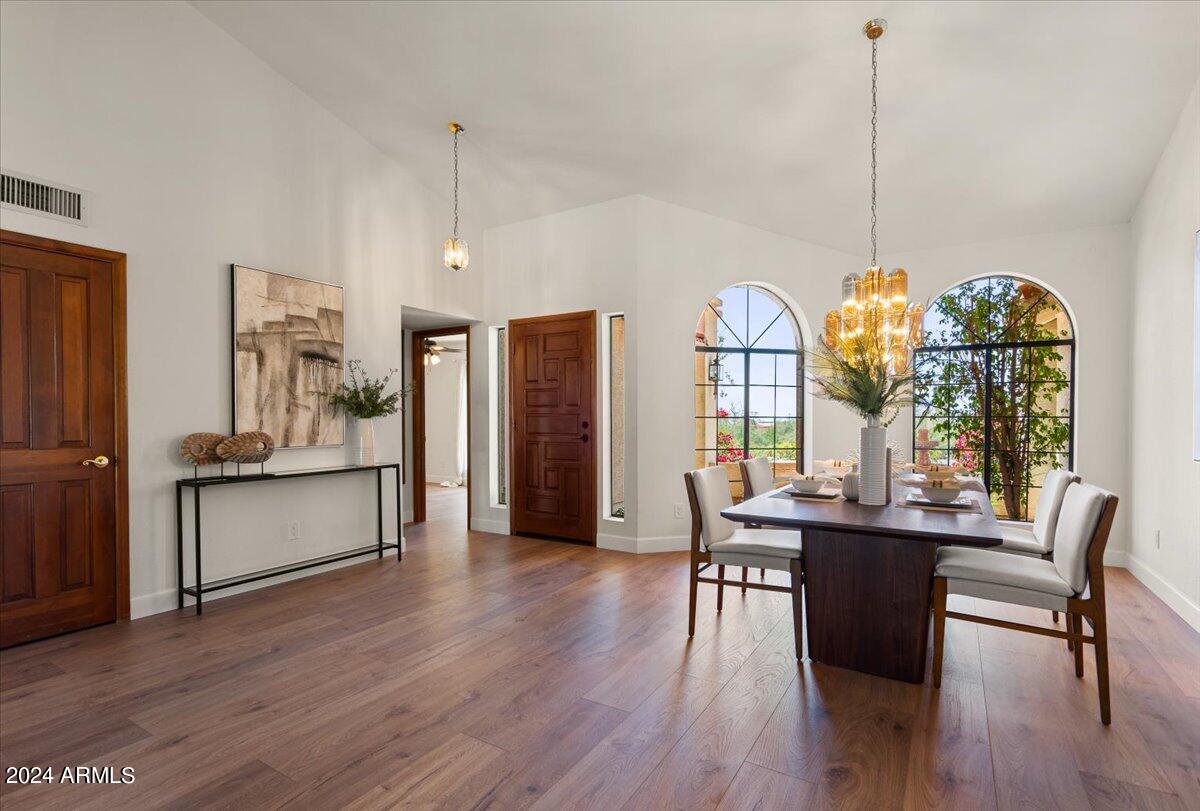 22419 N LOS CABALLOS Drive