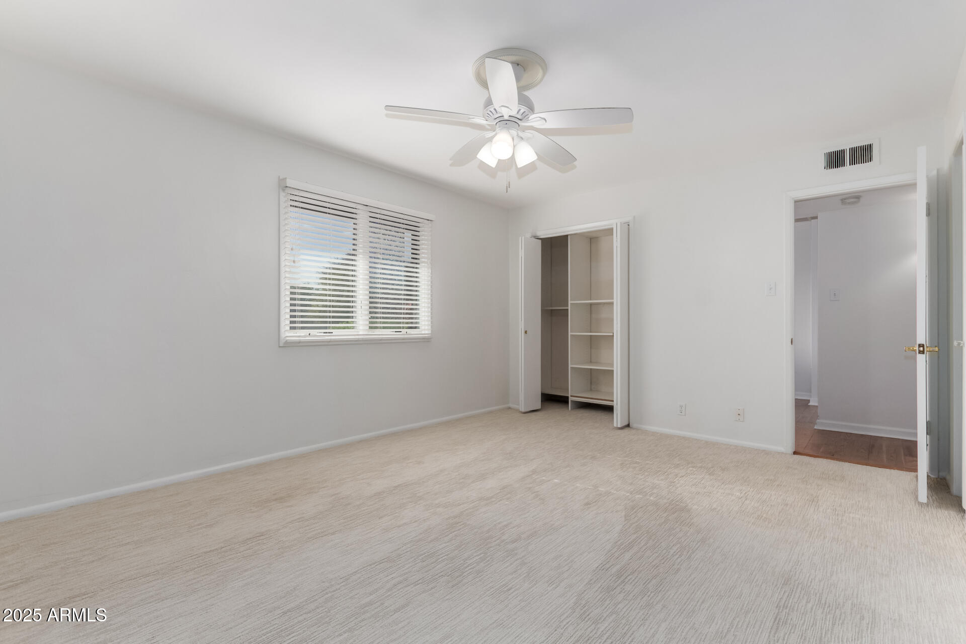 4728 E MULBERRY Drive