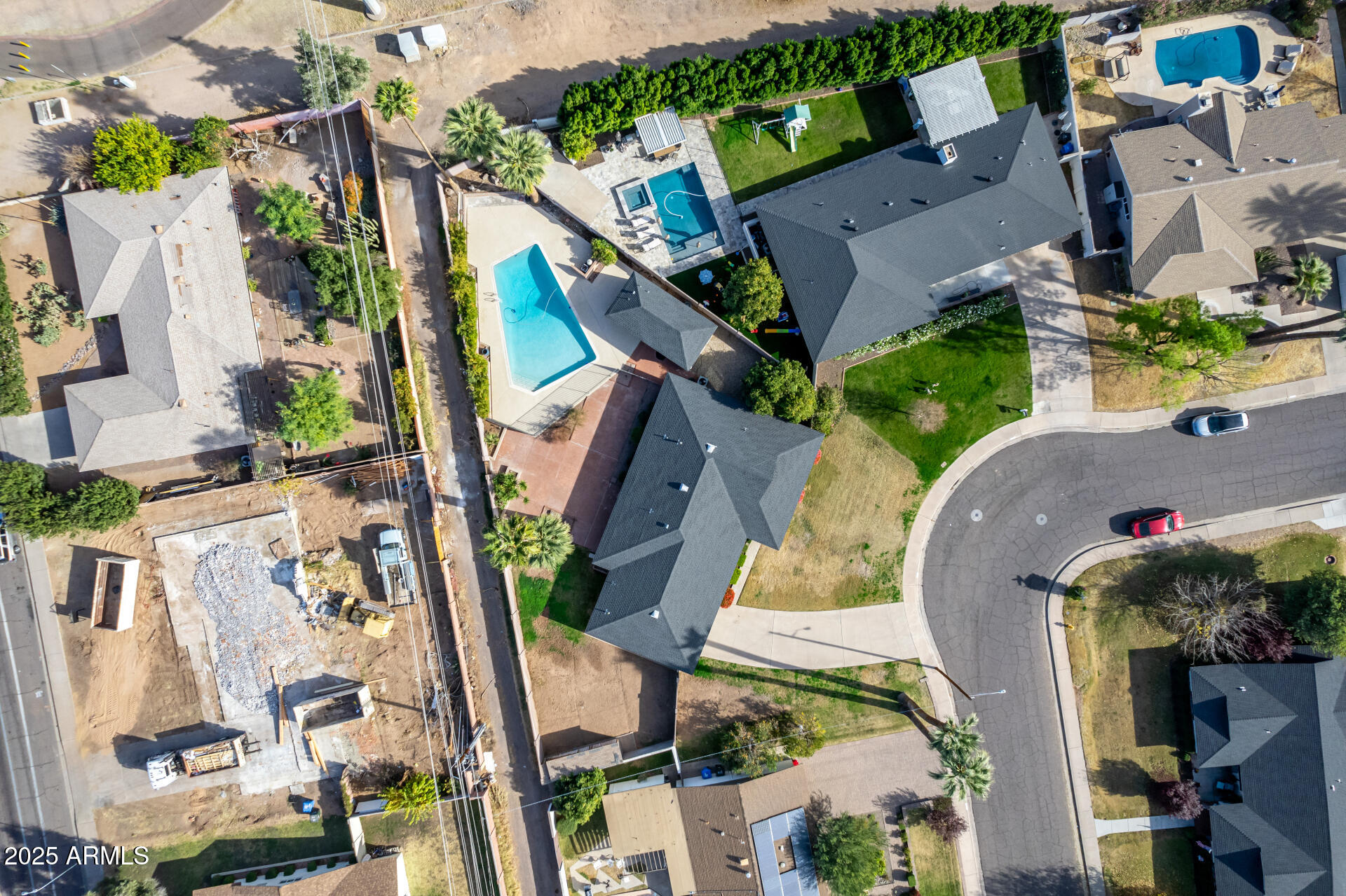 4728 E MULBERRY Drive