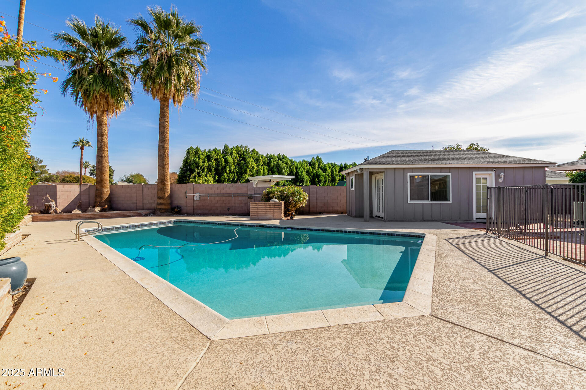 4728 E MULBERRY Drive