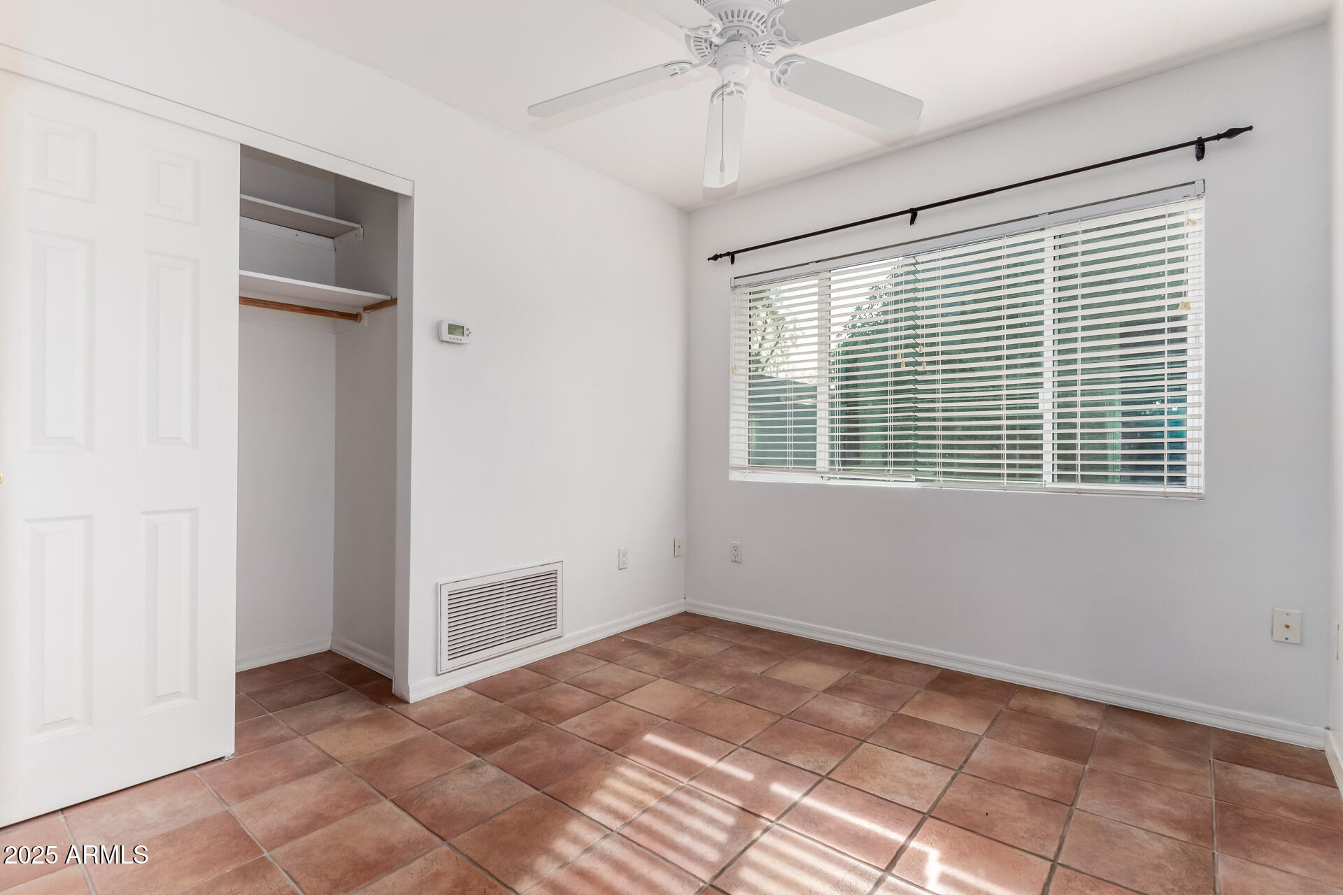 4728 E MULBERRY Drive