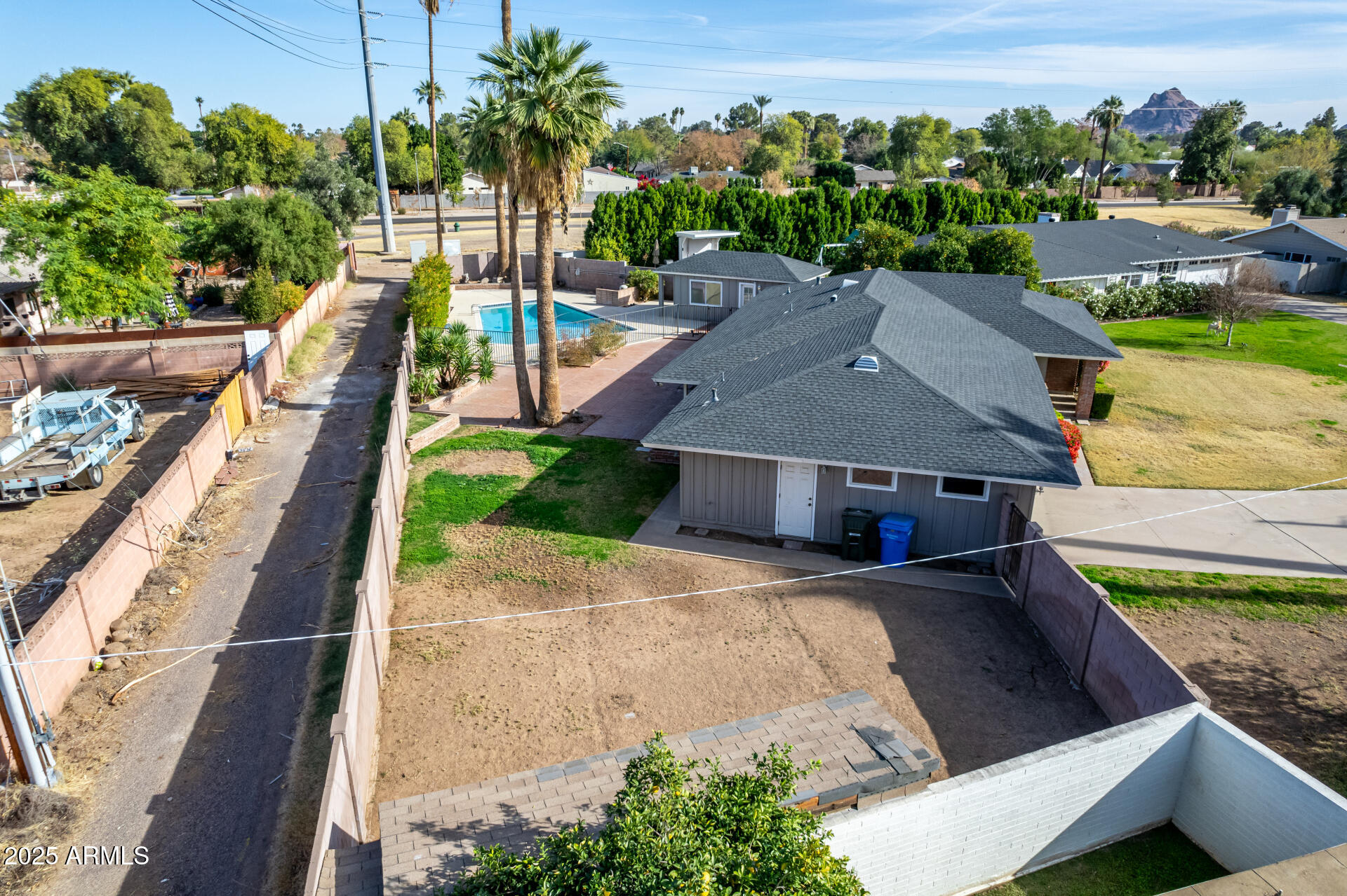 4728 E MULBERRY Drive