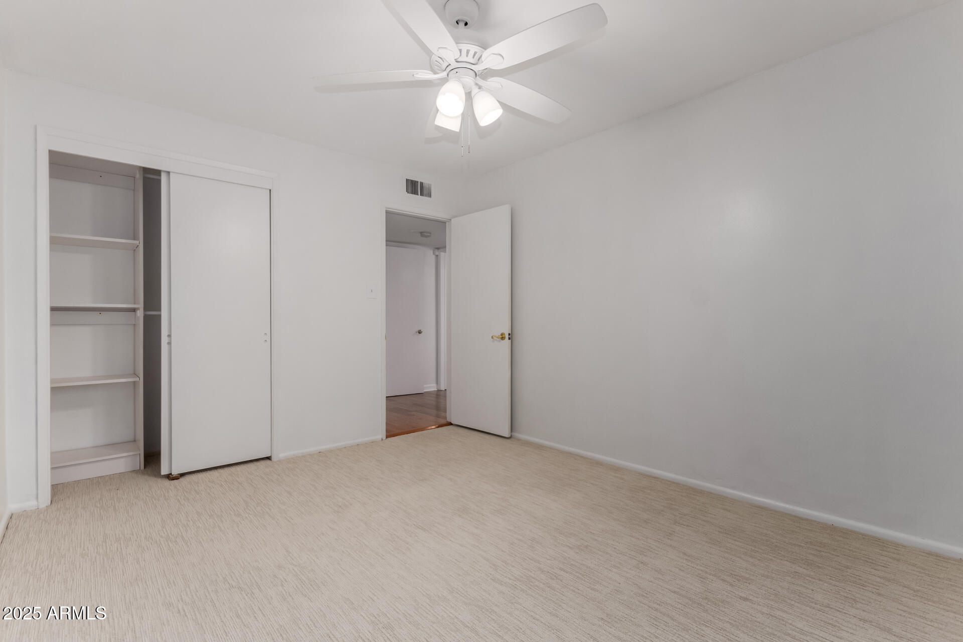 4728 E MULBERRY Drive