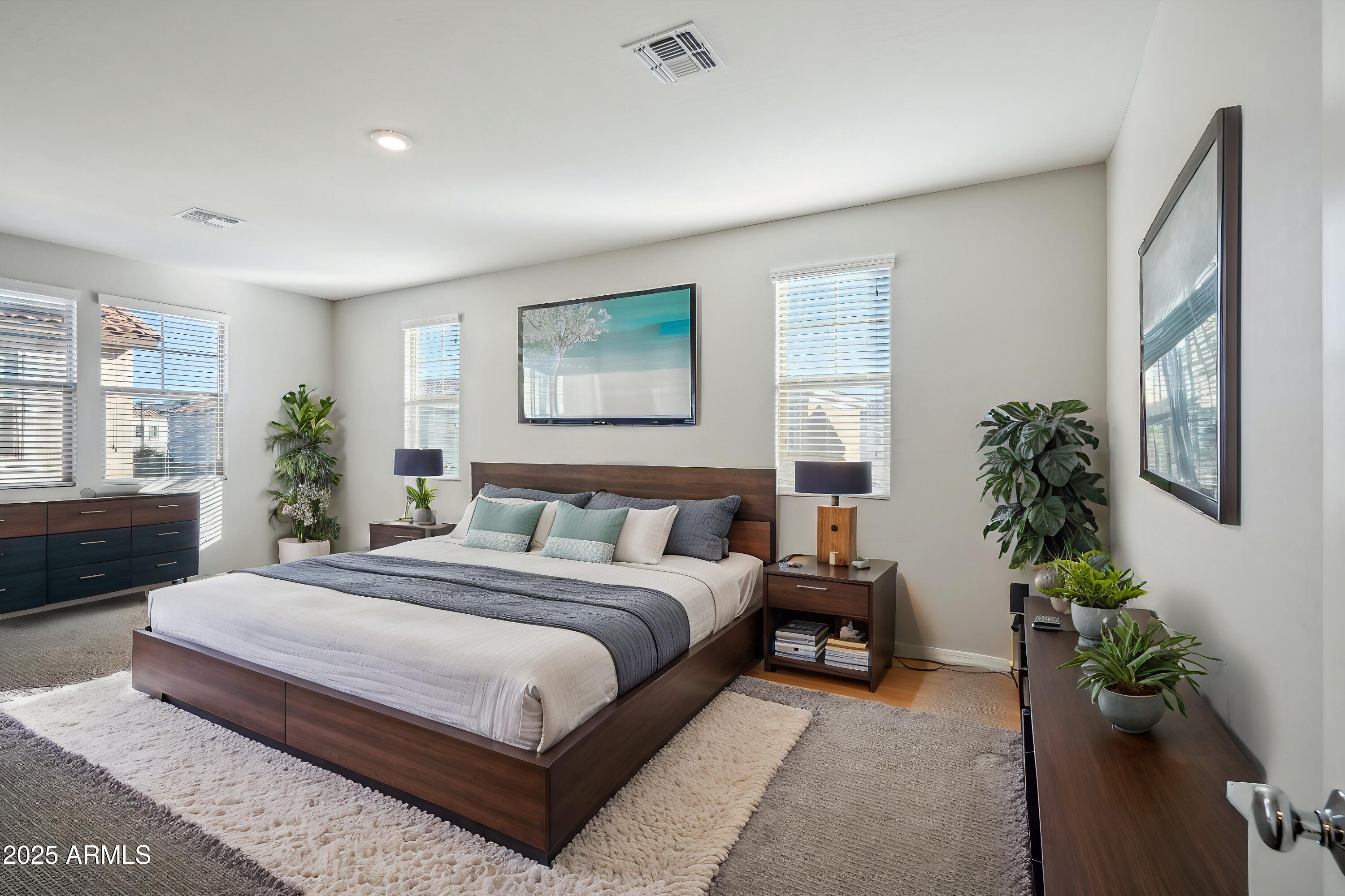 948 E ANDERSON Avenue