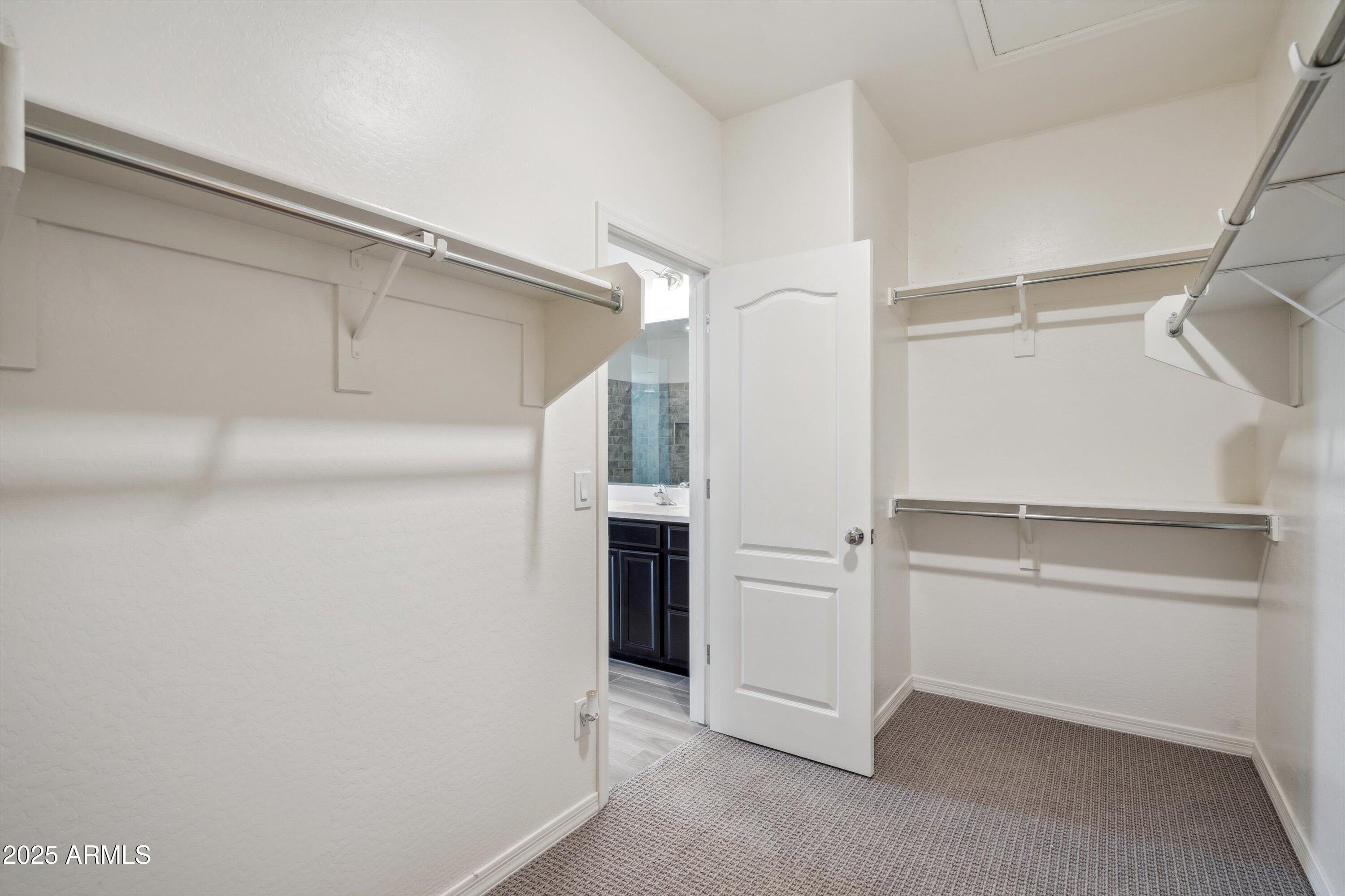 948 E ANDERSON Avenue