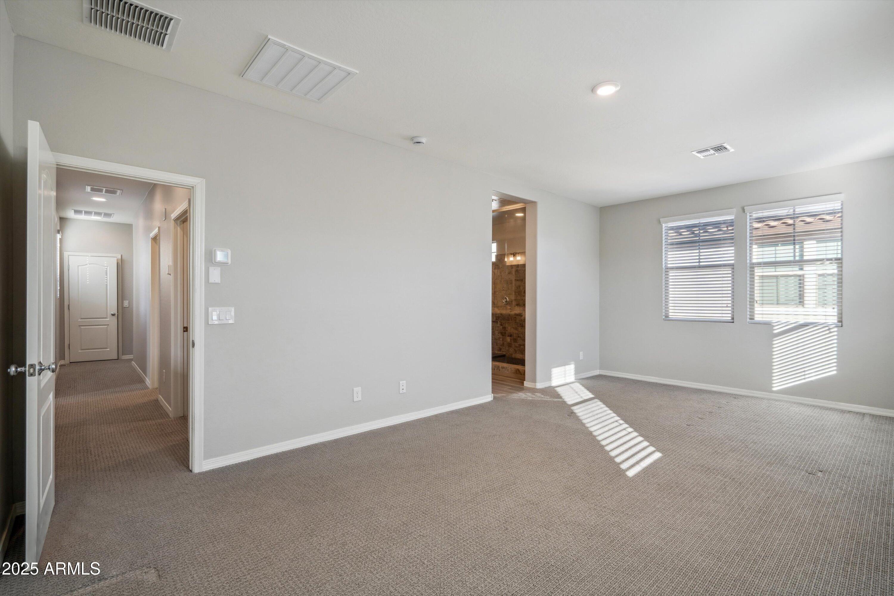 948 E ANDERSON Avenue