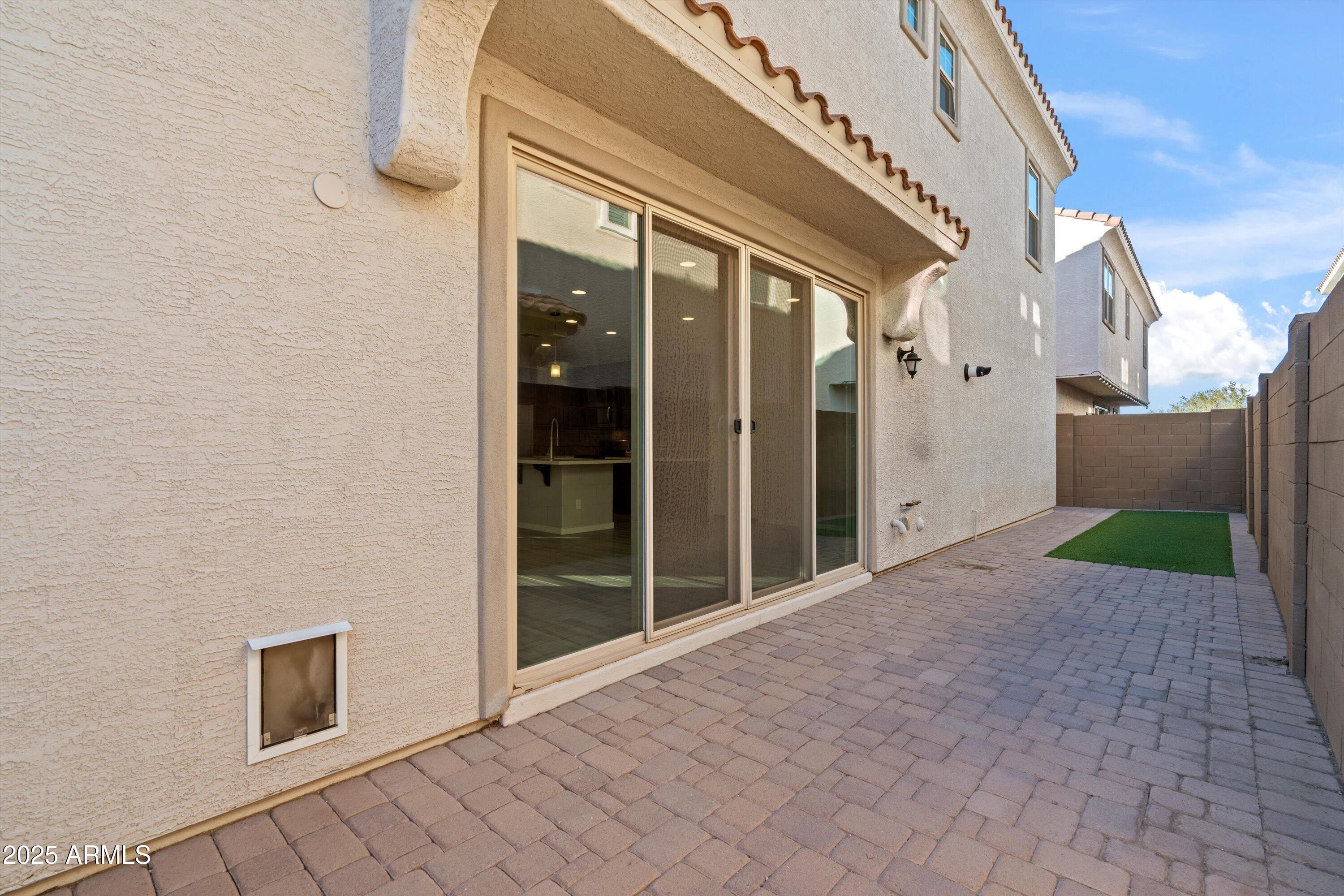 948 E ANDERSON Avenue