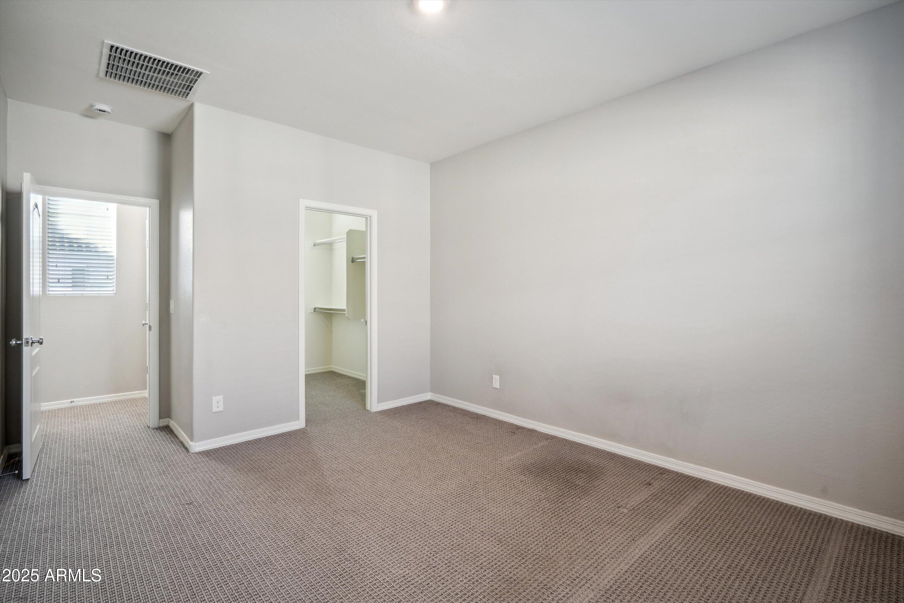 948 E ANDERSON Avenue