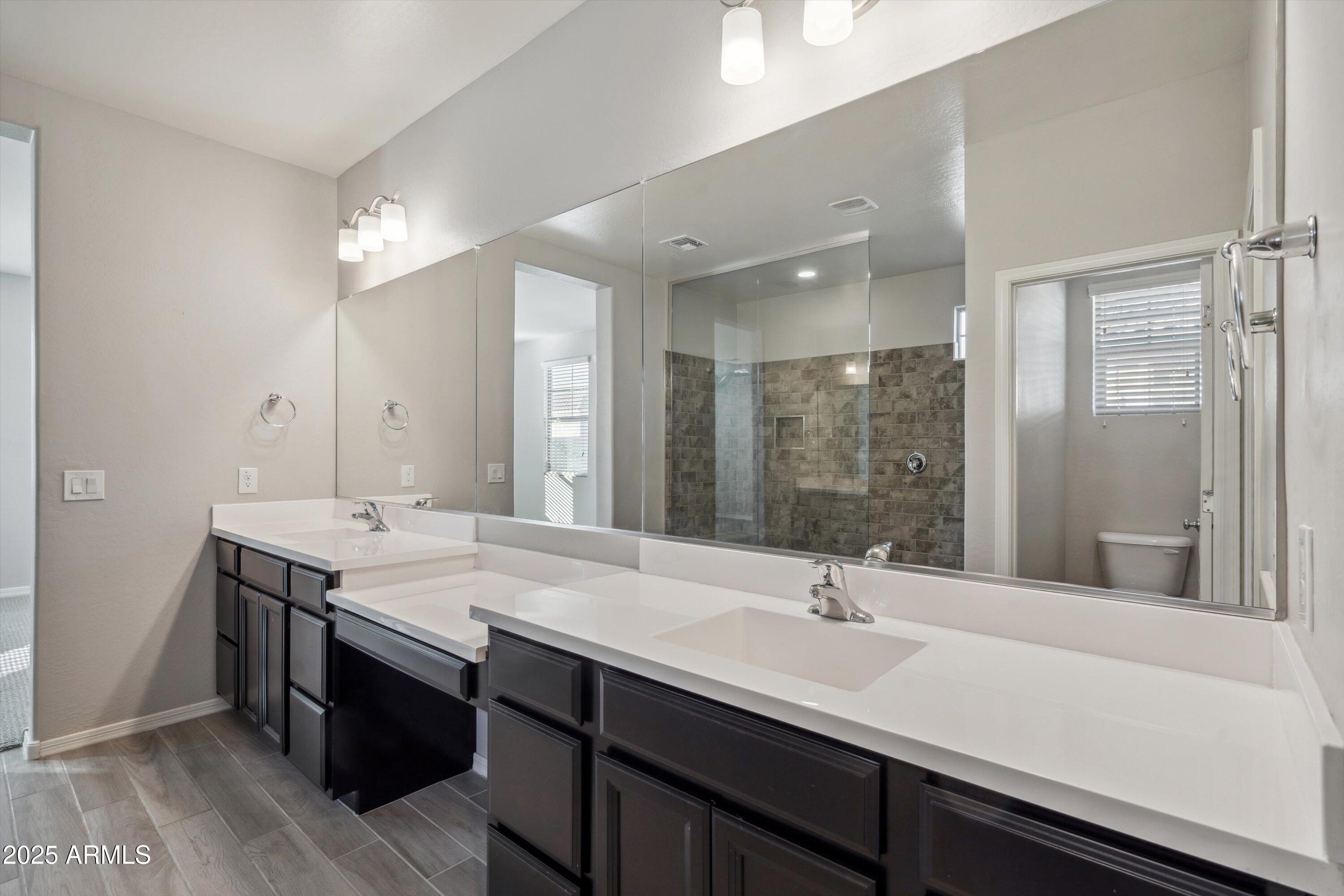 948 E ANDERSON Avenue